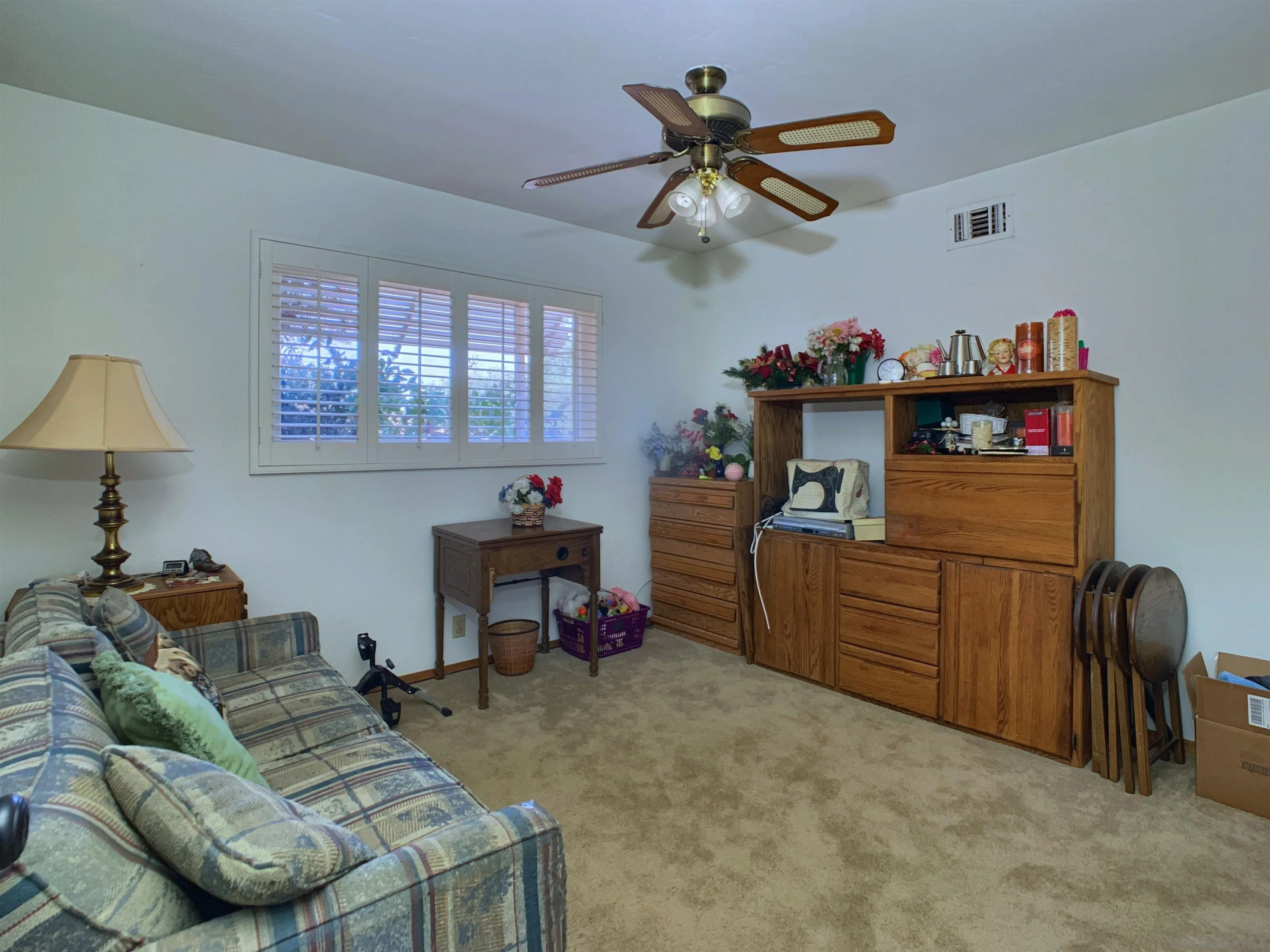 https://cdn.realtyfeed.com/cdn/127/260019721/d09bc5a2a6bacf59ee3b9c6b7ef09ae0.webp