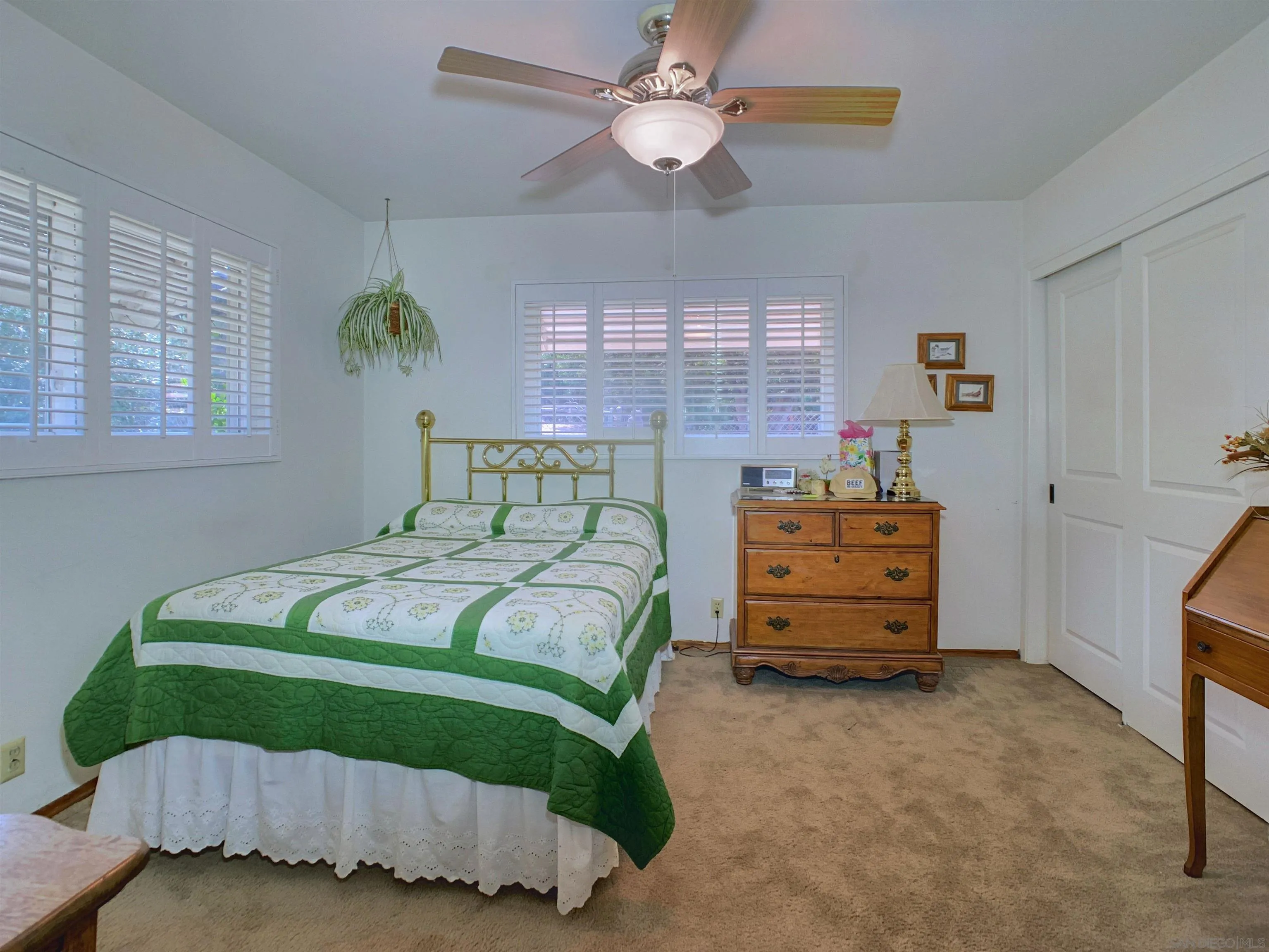 https://cdn.realtyfeed.com/cdn/127/260019721/f290b935c590316f8666e69078d4ce52.webp