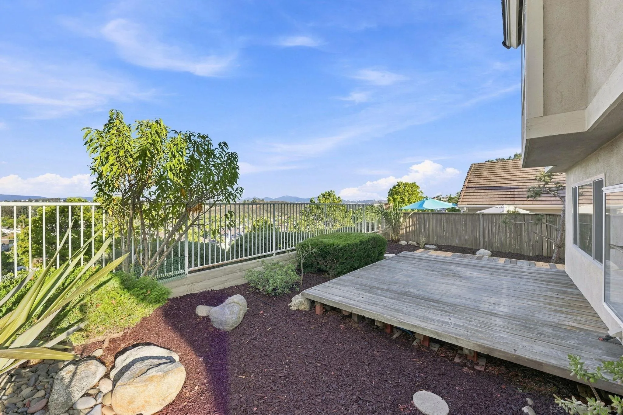 https://cdn.realtyfeed.com/cdn/127/260019722/4c77485b8d92039ad6d34565012dd0f4.webp
