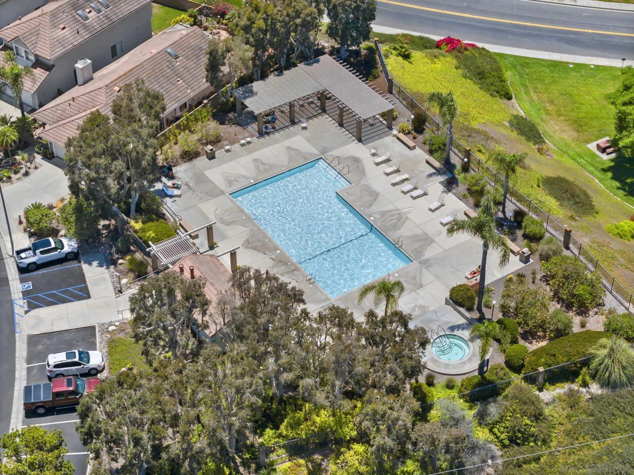 https://cdn.realtyfeed.com/cdn/127/260019722/705079071d6b3a72b8b96c138ff2ff05.webp