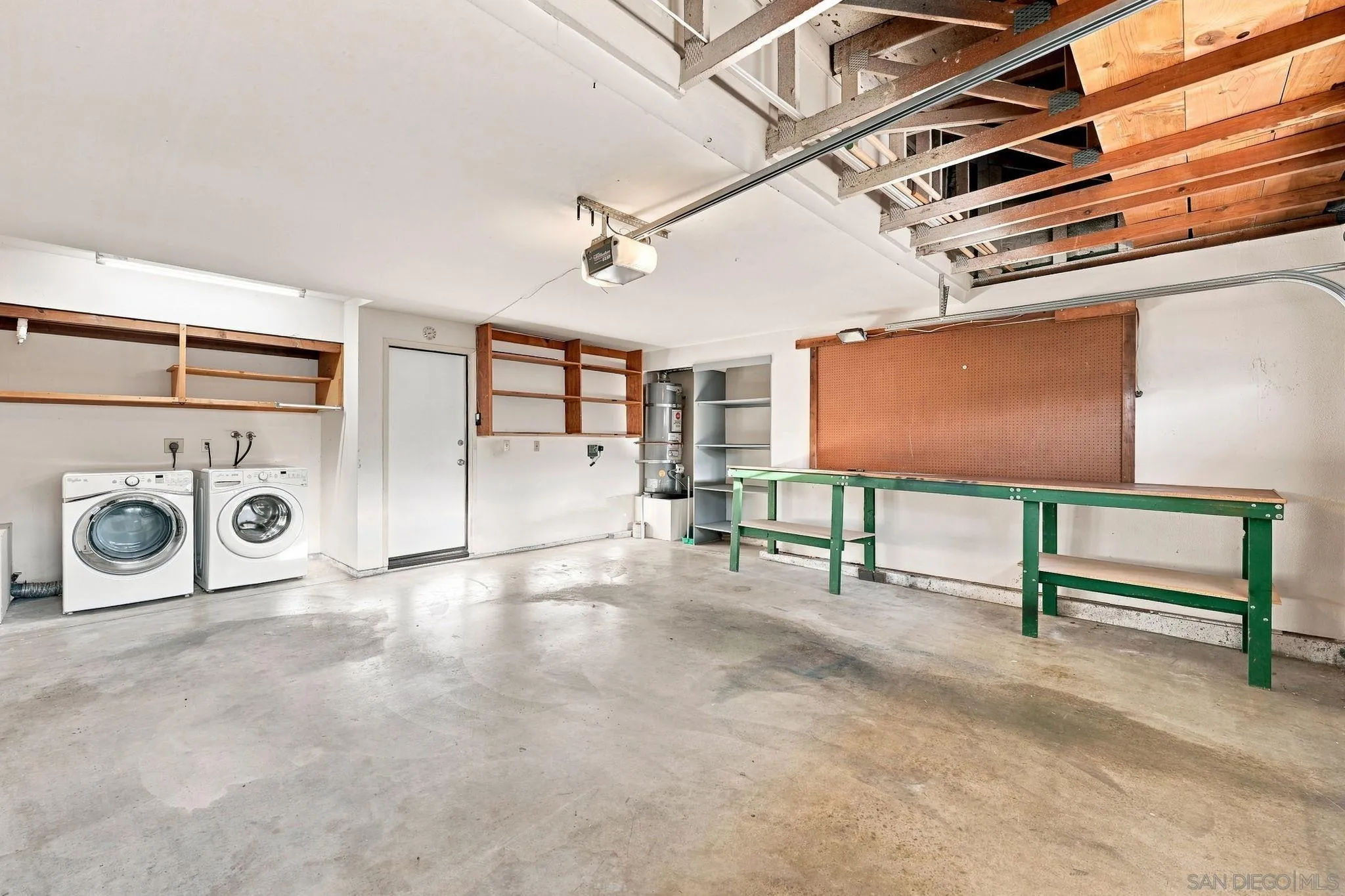 https://cdn.realtyfeed.com/cdn/127/260019722/d21e065459a88f03dbc966ab9ba154e9.webp