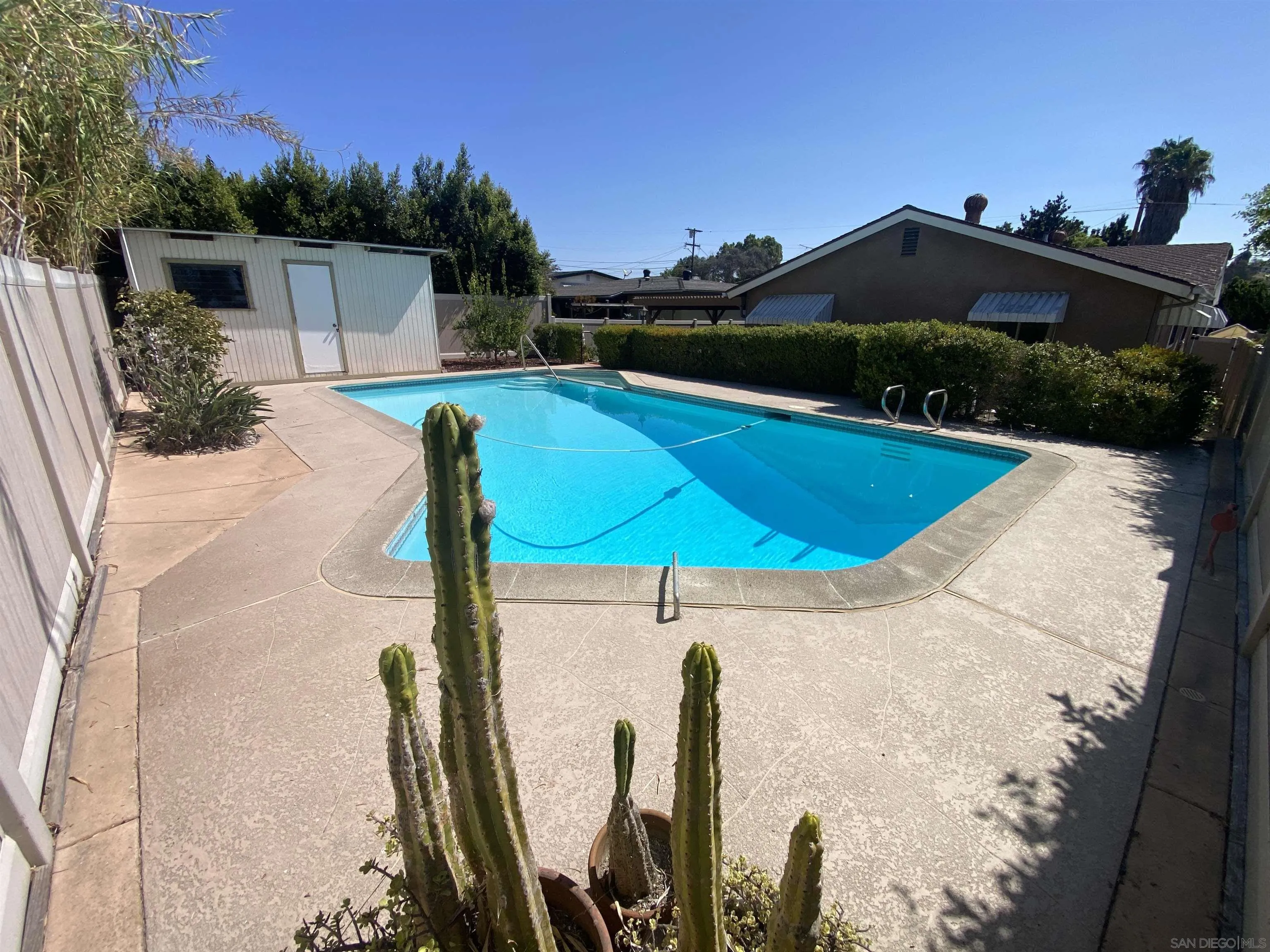 https://cdn.realtyfeed.com/cdn/127/260019723/4b3b8f49aade05c9ab49159ce7ccd90a.webp