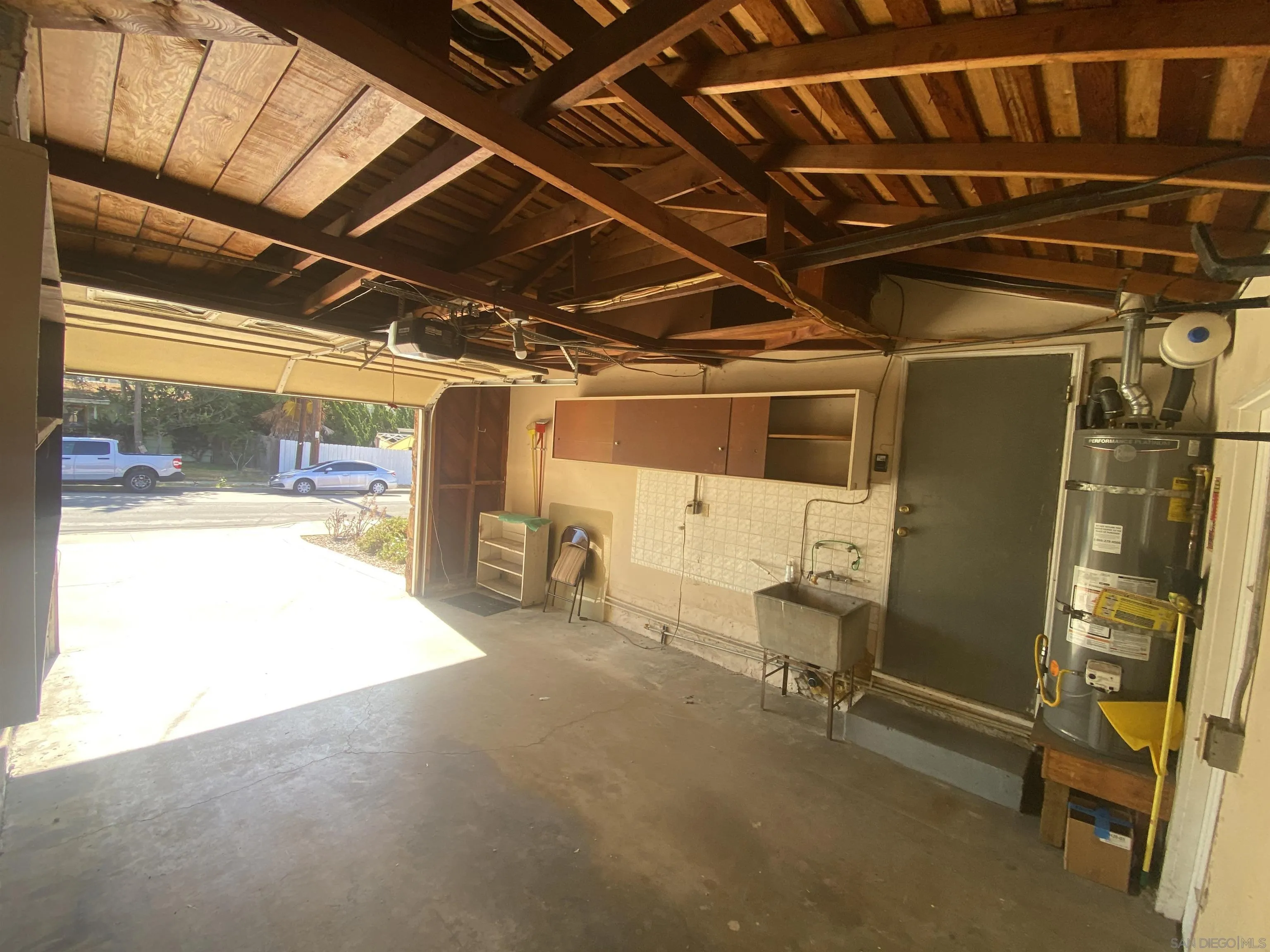 https://cdn.realtyfeed.com/cdn/127/260019723/563490bc294a06c47c26d587ad8c3791.webp