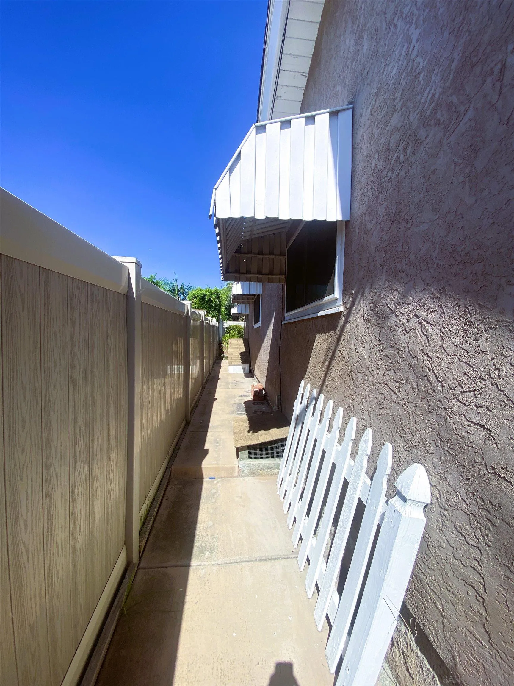 https://cdn.realtyfeed.com/cdn/127/260019723/626ef97f6382c97efd0d9b9065630233.webp