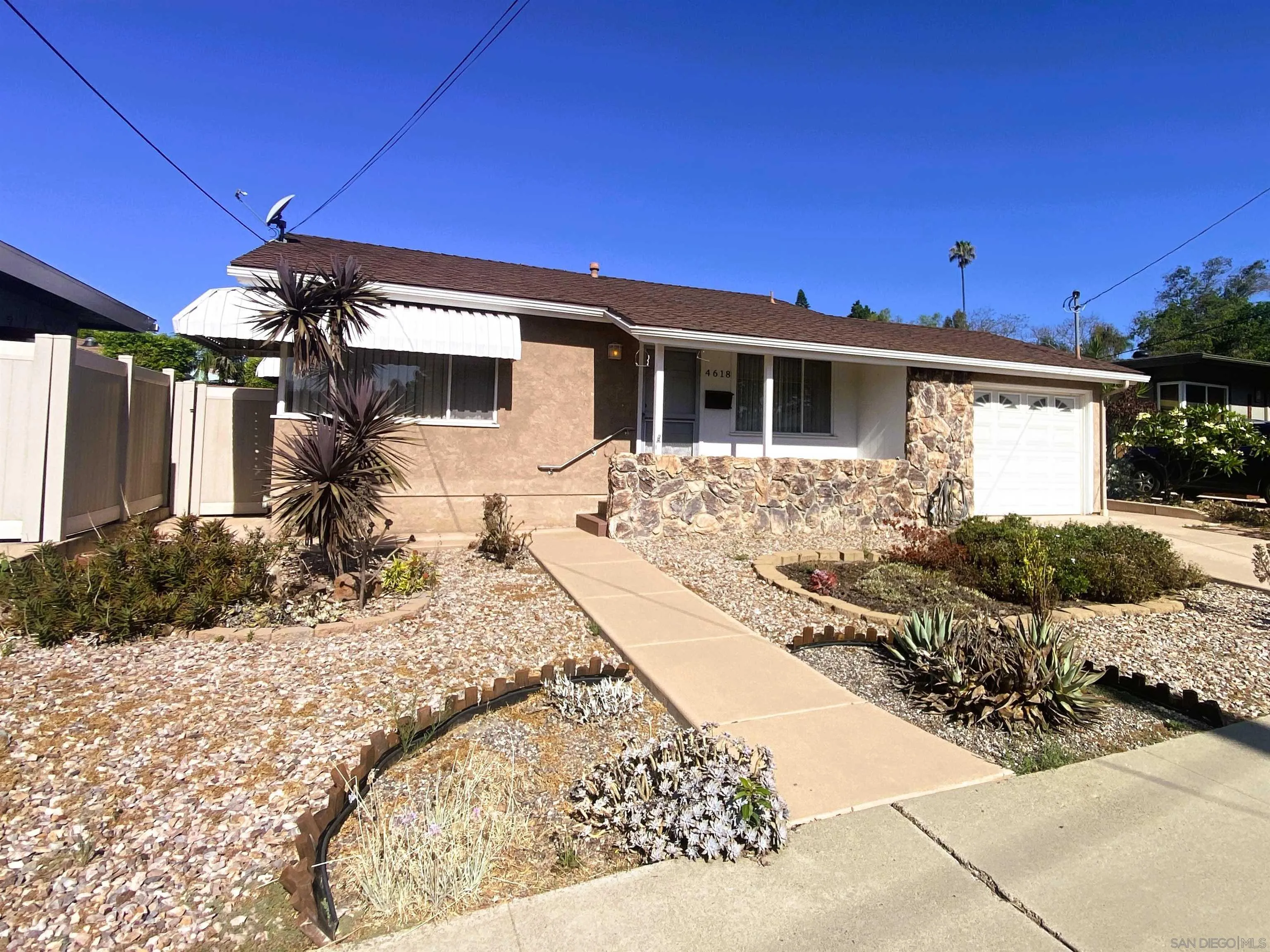 https://cdn.realtyfeed.com/cdn/127/260019723/f31e93ece9be21965d92959a4a9190bb.webp