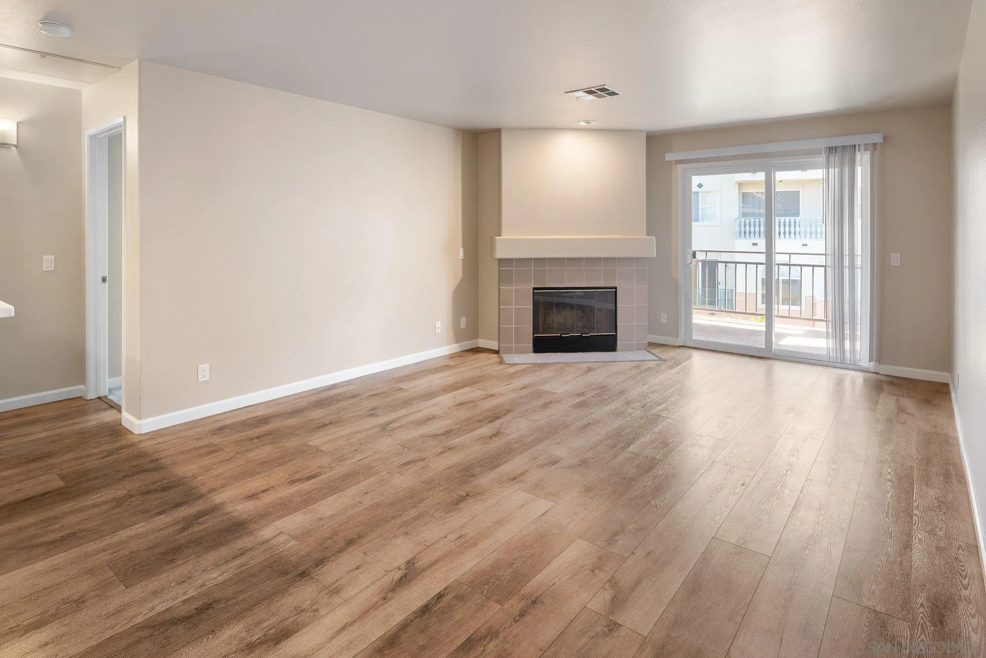 Photo #8: 260019724 Listing: Photo #8