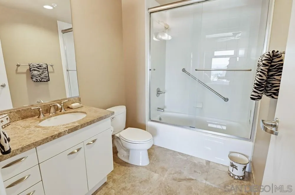 Photo #16: 260019726 Listing: Photo #16
