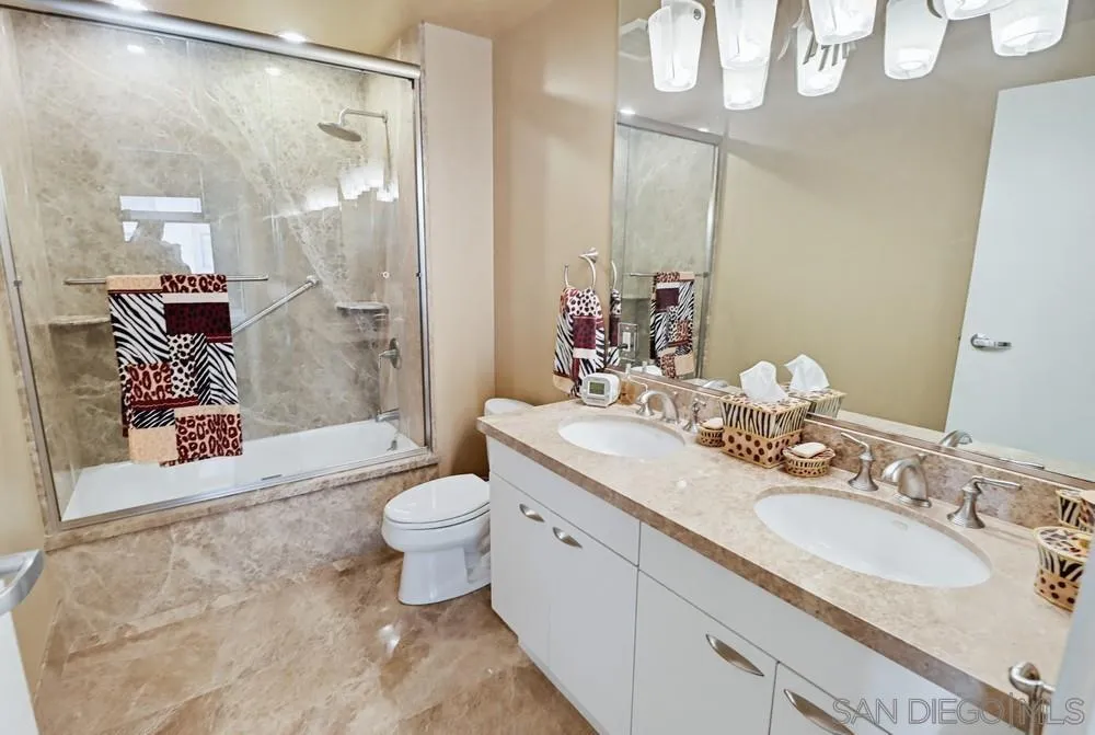 Photo #13: 260019726 Listing: Photo #13
