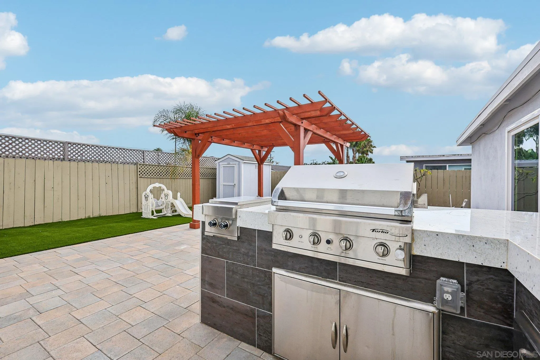 https://cdn.realtyfeed.com/cdn/127/260019728/06686edbaaa339342dbfc4773b217bb8.webp