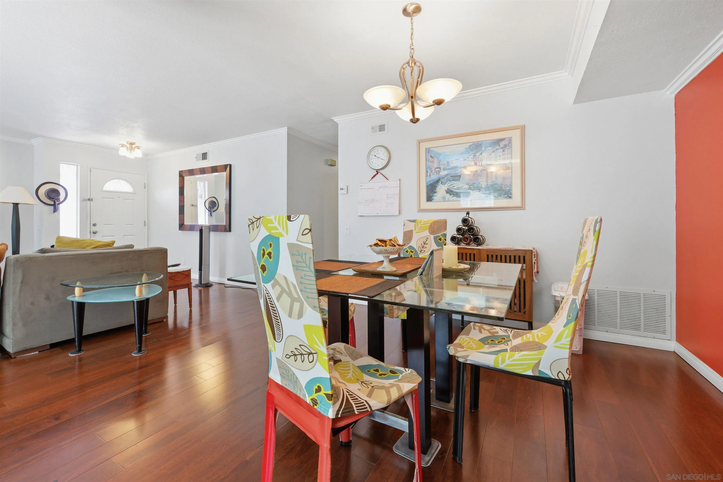 Photo #8: 260019730 Listing: Photo #8