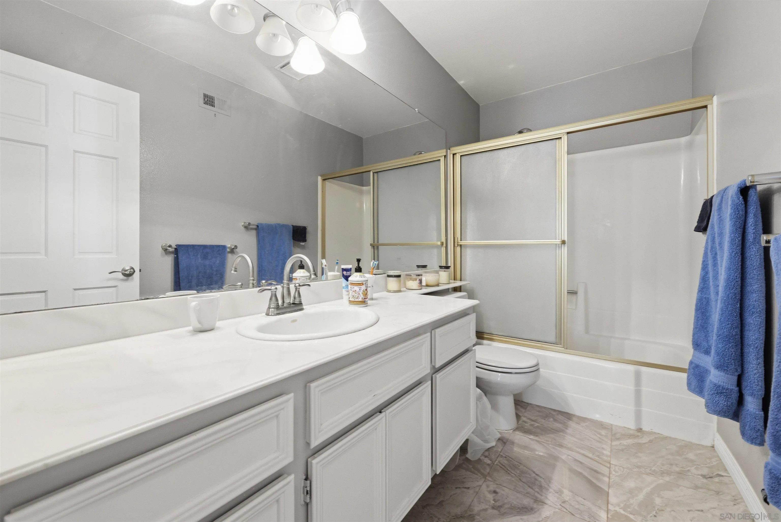 Photo #15: 260019730 Listing: Photo #15