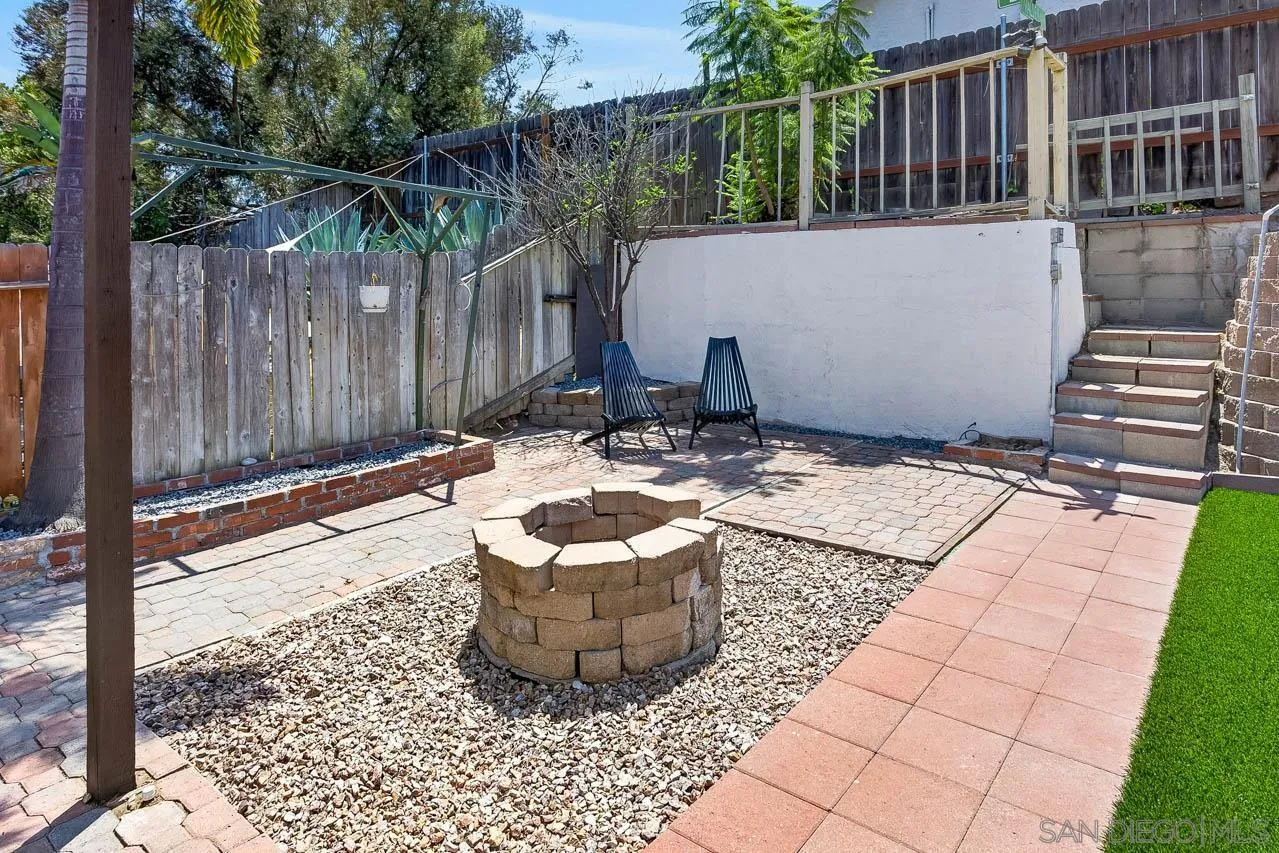 https://cdn.realtyfeed.com/cdn/127/260019732/5de17d3e51932b5cf6c1a18070da8185.webp