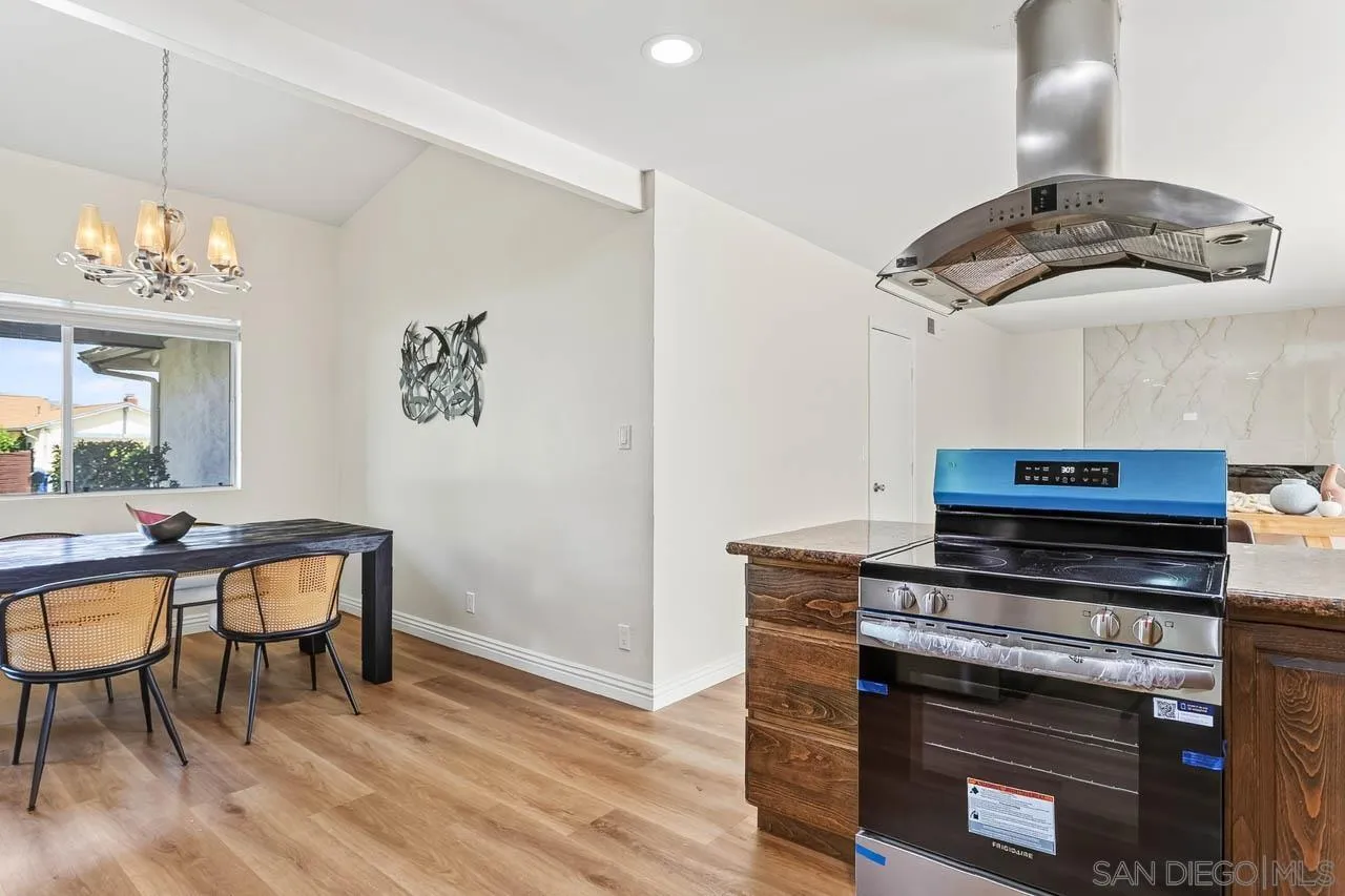 https://cdn.realtyfeed.com/cdn/127/260019732/e07d427a9d101d9319acf6b4c622426f.webp