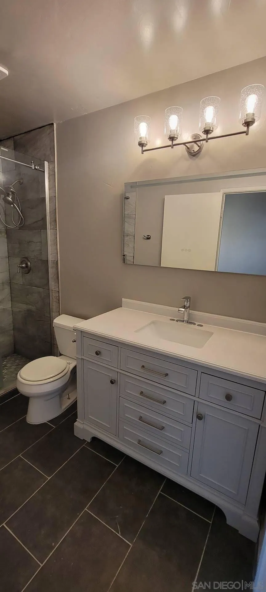 Photo #6: 260019734 Listing: Photo #6