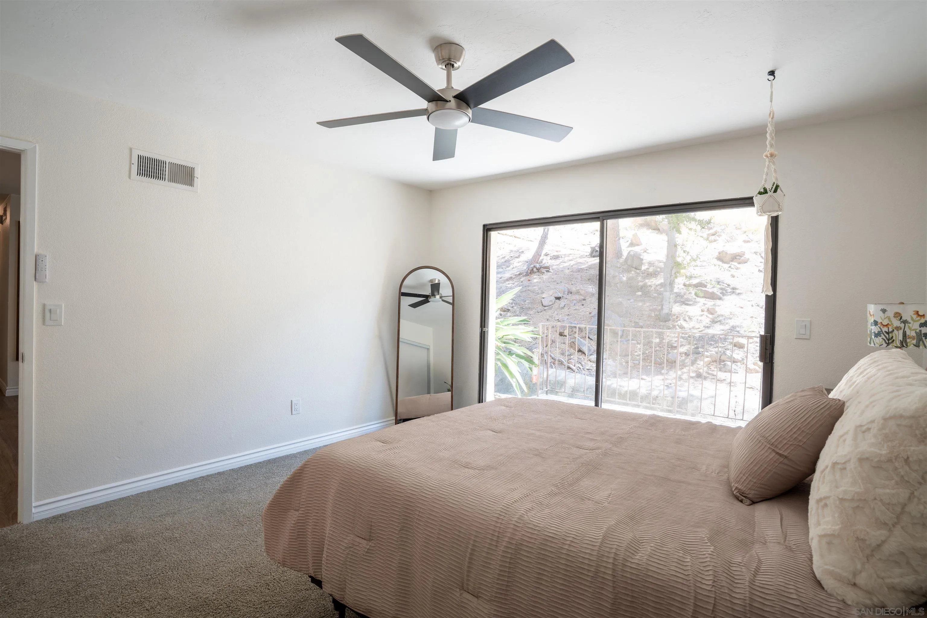 Photo #10: 260019738 Listing: Photo #10