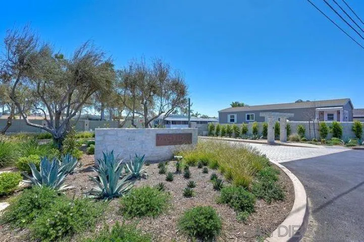 6550 Ponto Dr Unit 19, Carlsbad, CA 92011 - Photo 4 of 10, Carlsbad, CA