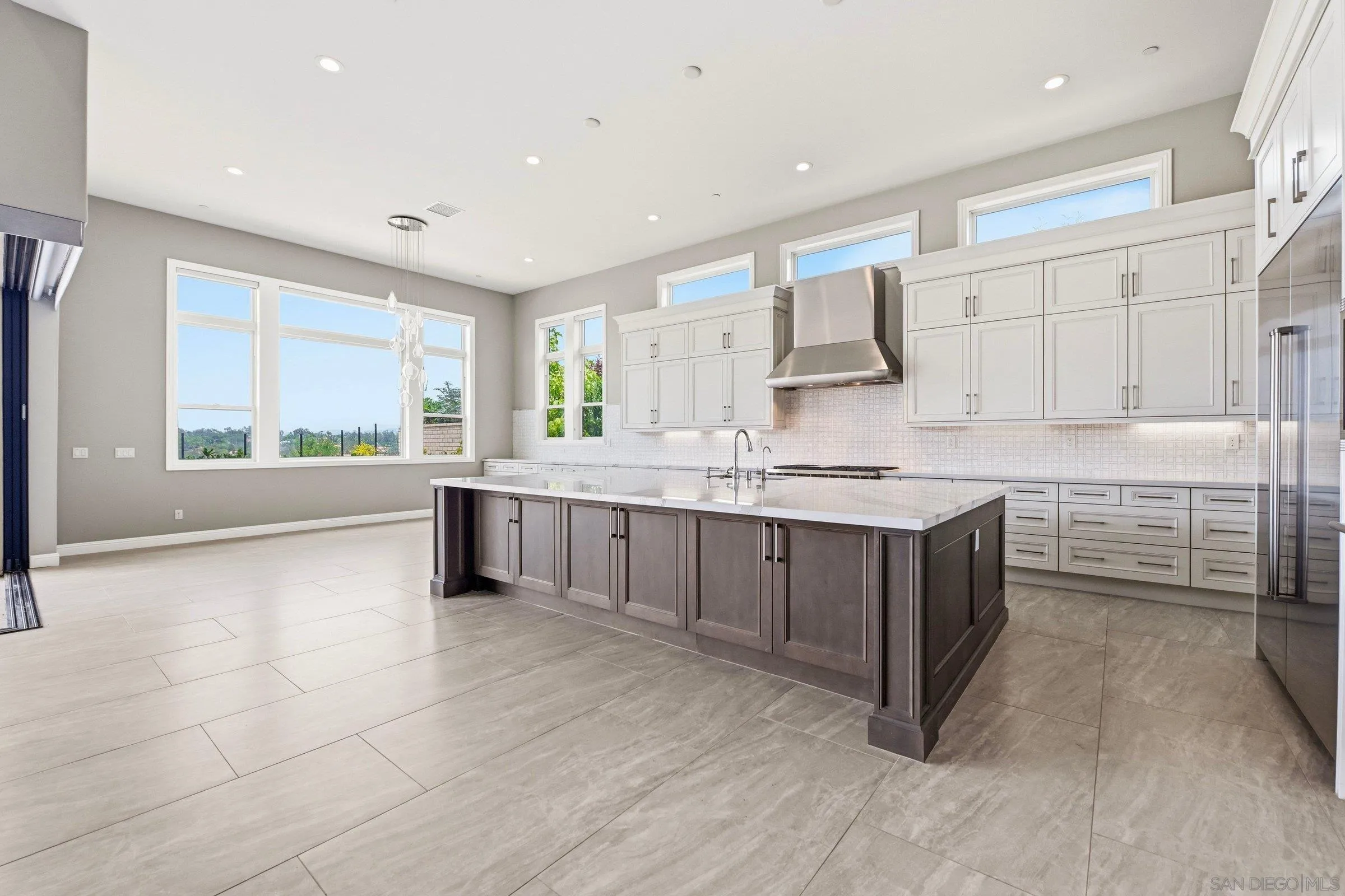 6210 Summit Crest Circle, San Diego, CA 92130 - Photo 4 of 36, San Diego, CA