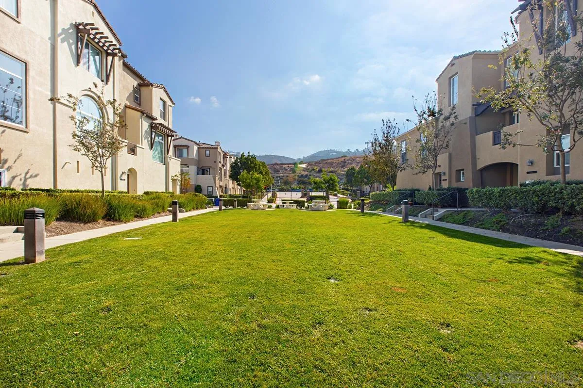 https://cdn.realtyfeed.com/cdn/127/260019745/534dc41cd5f5a9b74f42a51ee438c662.webp