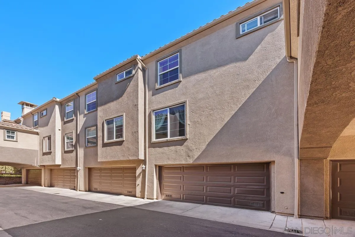 https://cdn.realtyfeed.com/cdn/127/260019745/59c89ccbe7aa7e62311d0327e463e3f4.webp