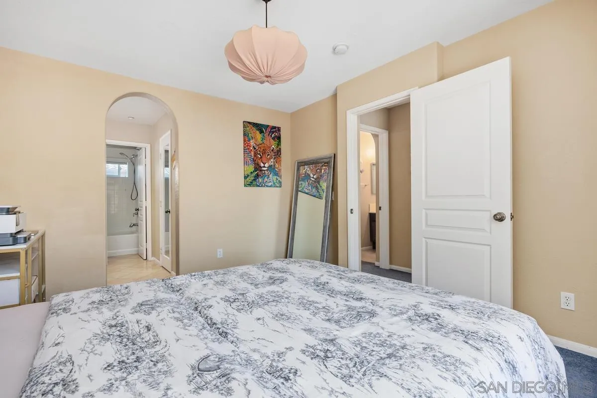 https://cdn.realtyfeed.com/cdn/127/260019745/e1431c076da659e42cb7c023e0e93f1d.webp