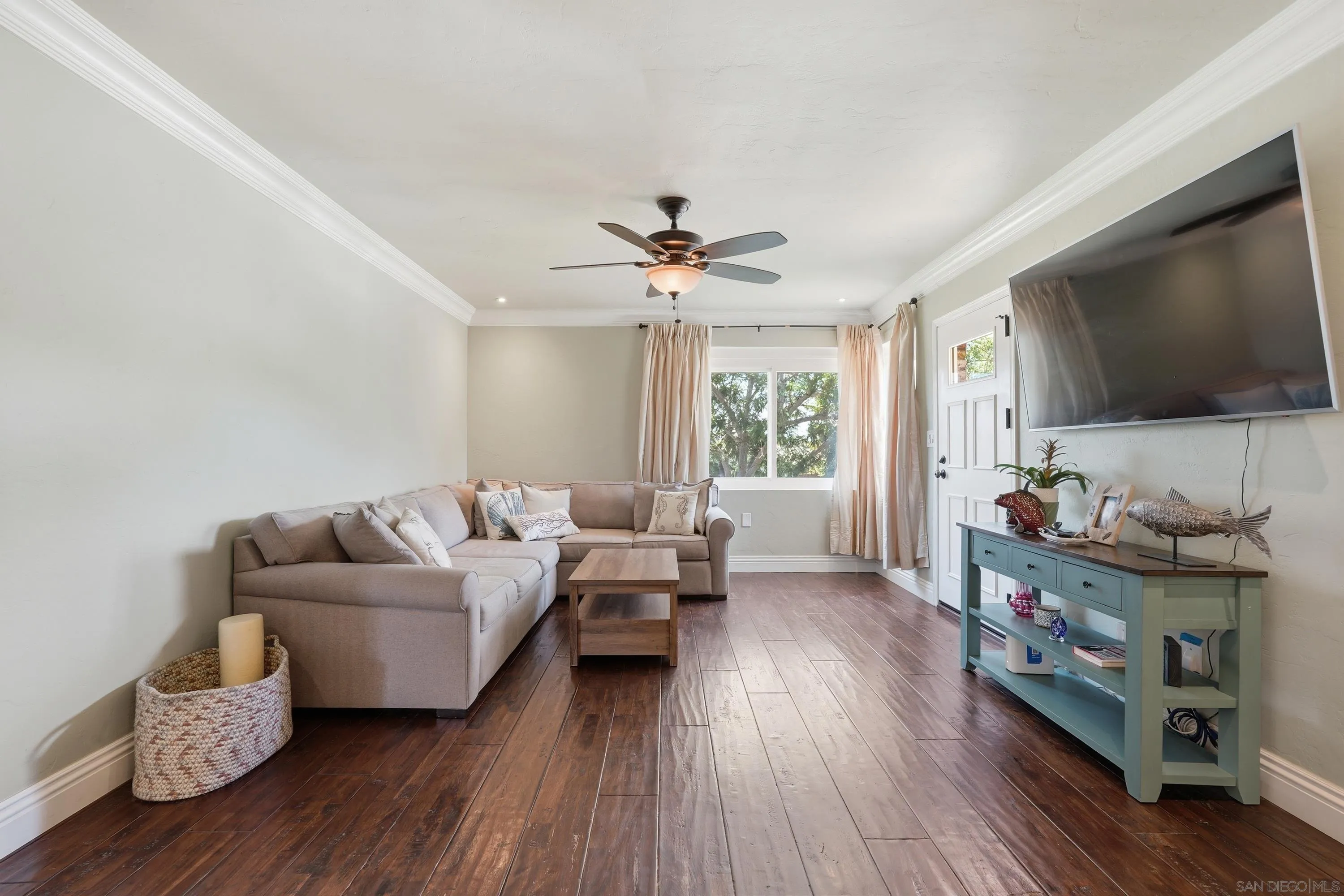 3426 Wisteria Drive, San Diego, CA 92106 - Photo 3 of 24, San Diego, CA