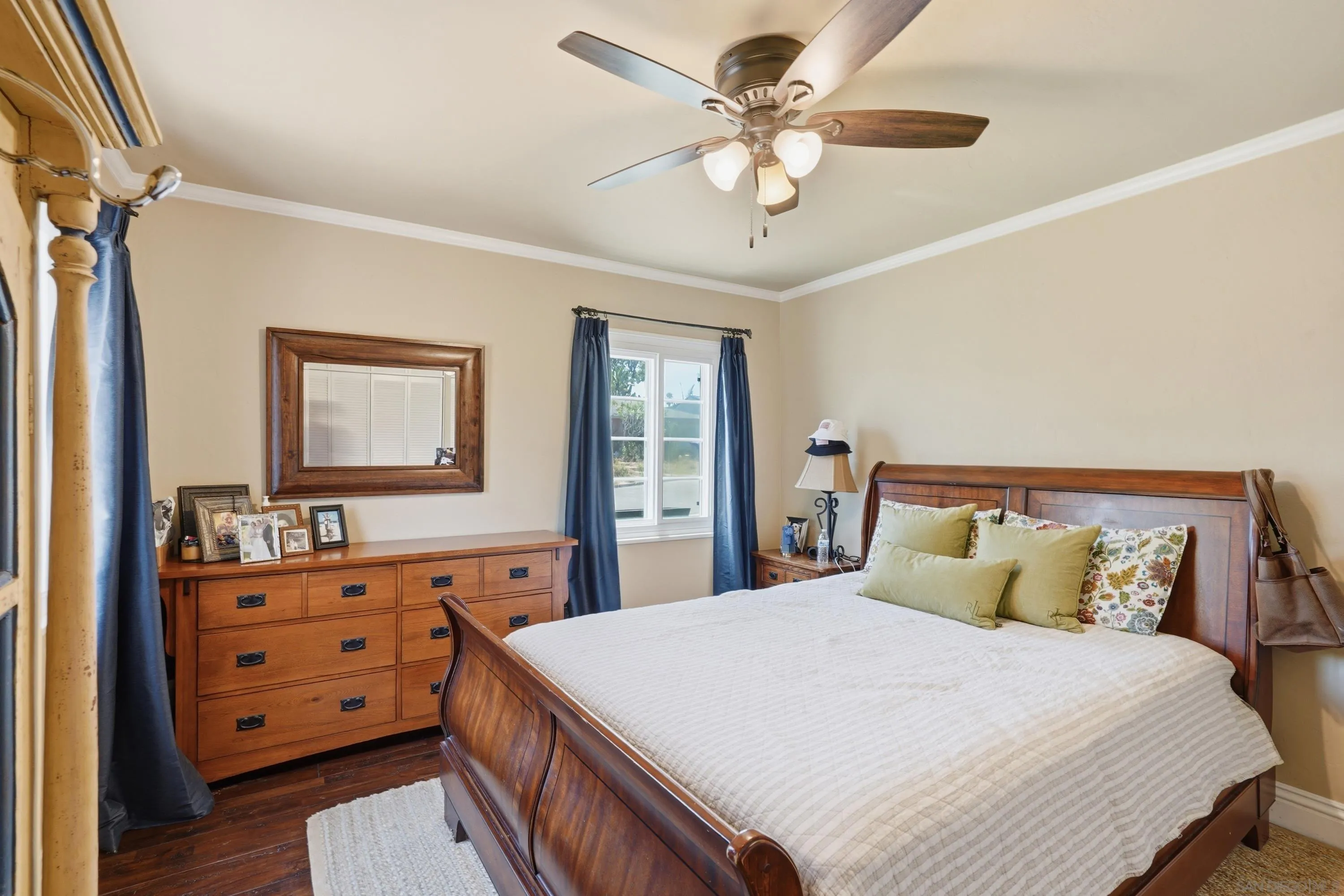 https://cdn.realtyfeed.com/cdn/127/260019746/bb37f5feeb670636bcf6284c5b3f318c.webp