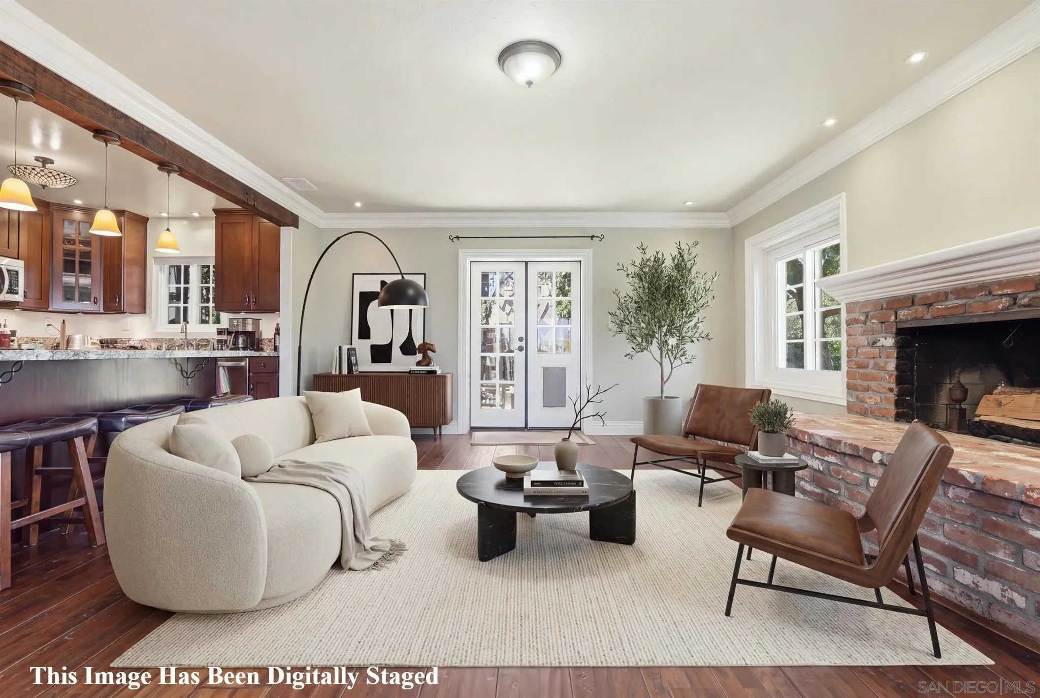 https://cdn.realtyfeed.com/cdn/127/260019746/dce8ec07305233610fa1f724673e7500.webp