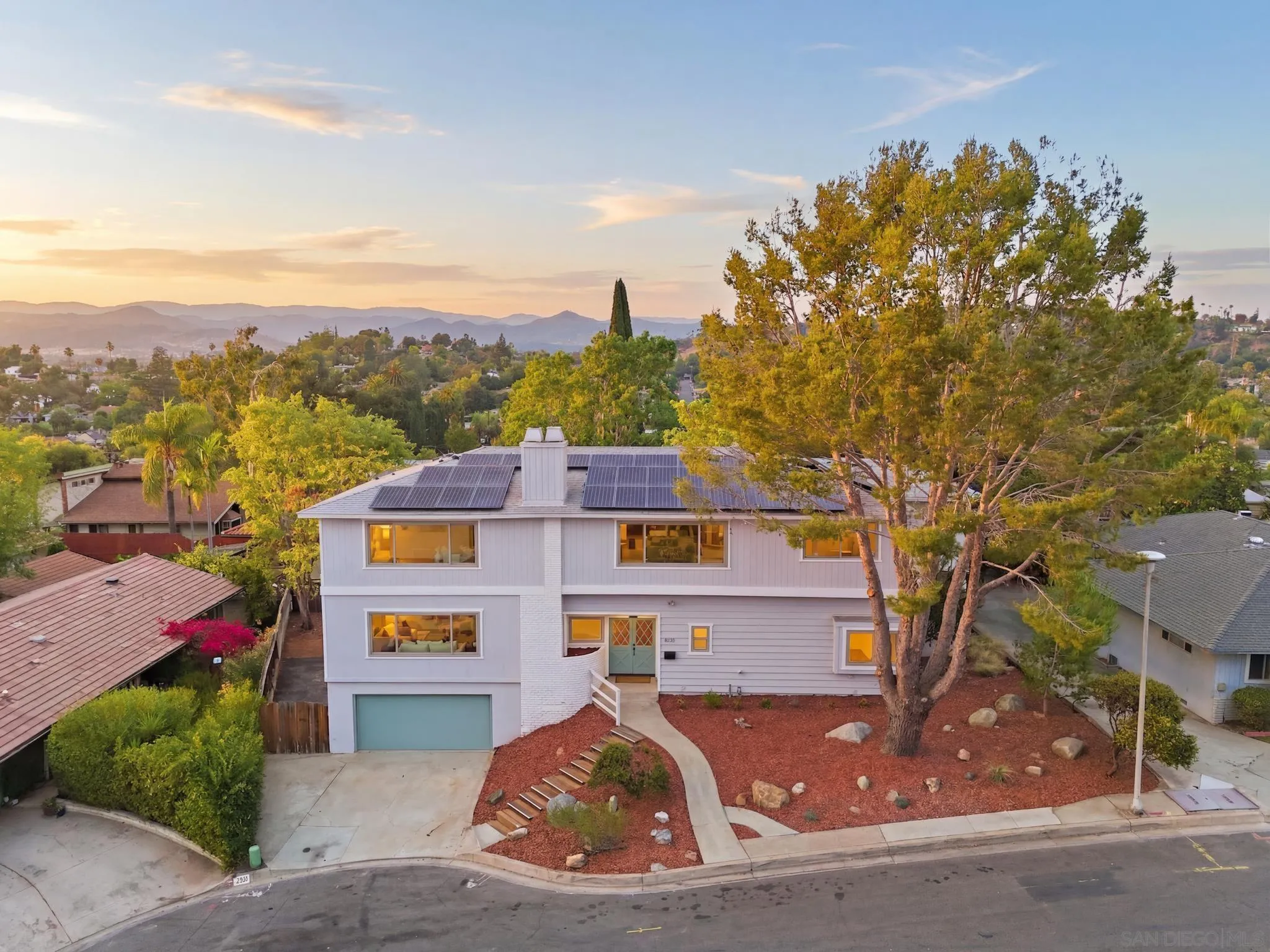 810 Omar Dr, Escondido, CA 92025 - Main photo, Escondido, CA