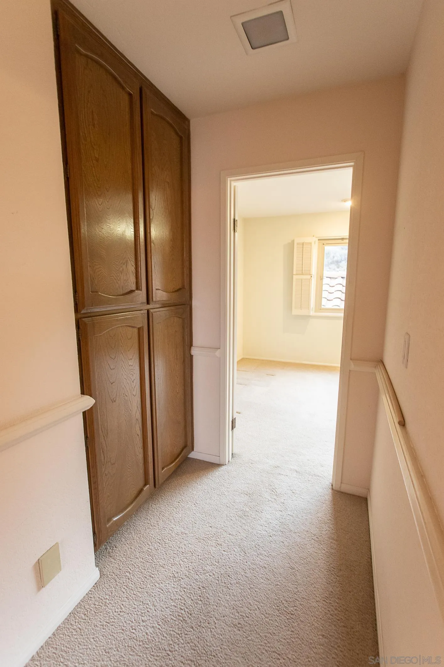 https://cdn.realtyfeed.com/cdn/127/260019749/5d2a937c31439307f855884031e68632.webp