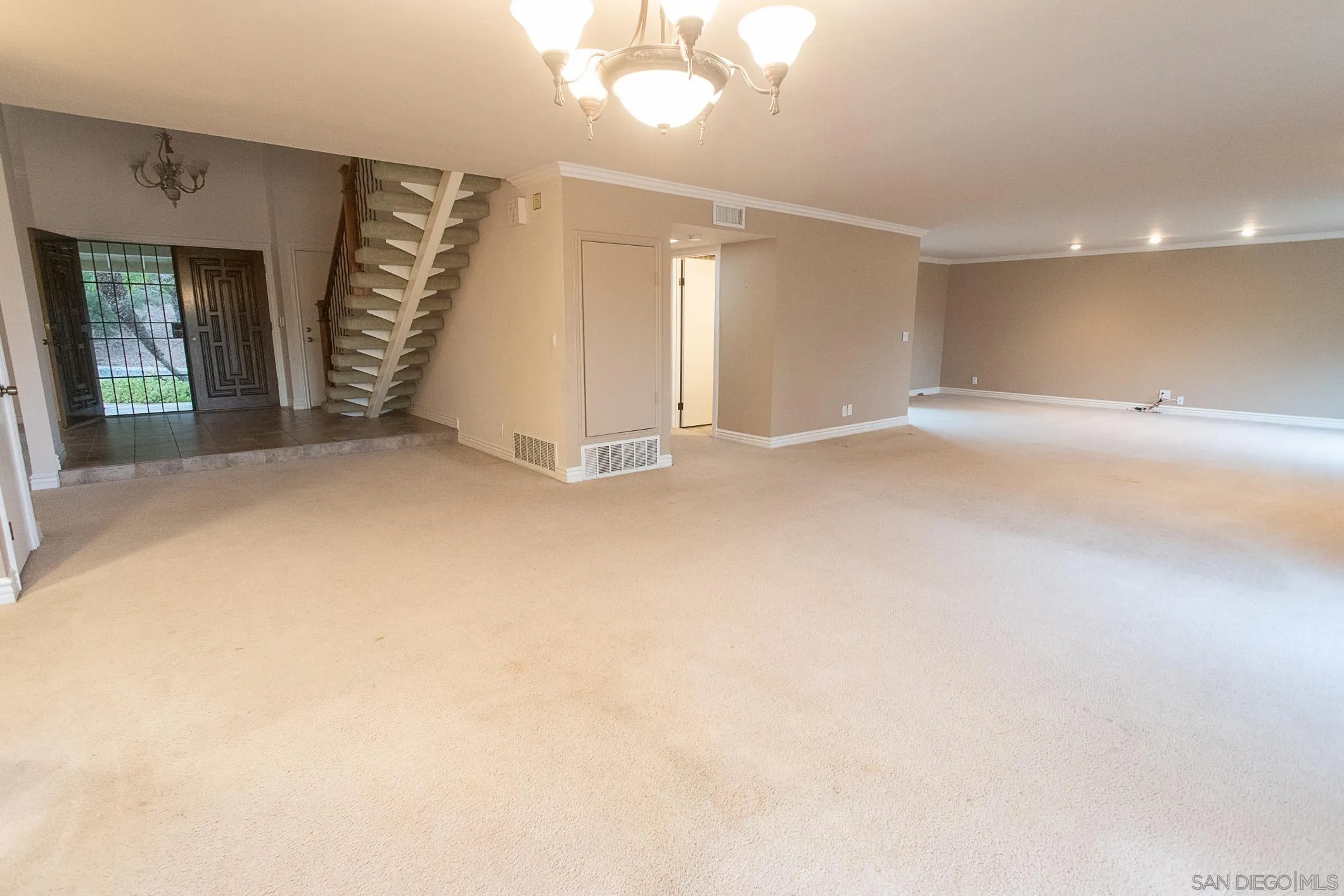 https://cdn.realtyfeed.com/cdn/127/260019749/afa274c7fe9499f7043efc45820adbde.webp