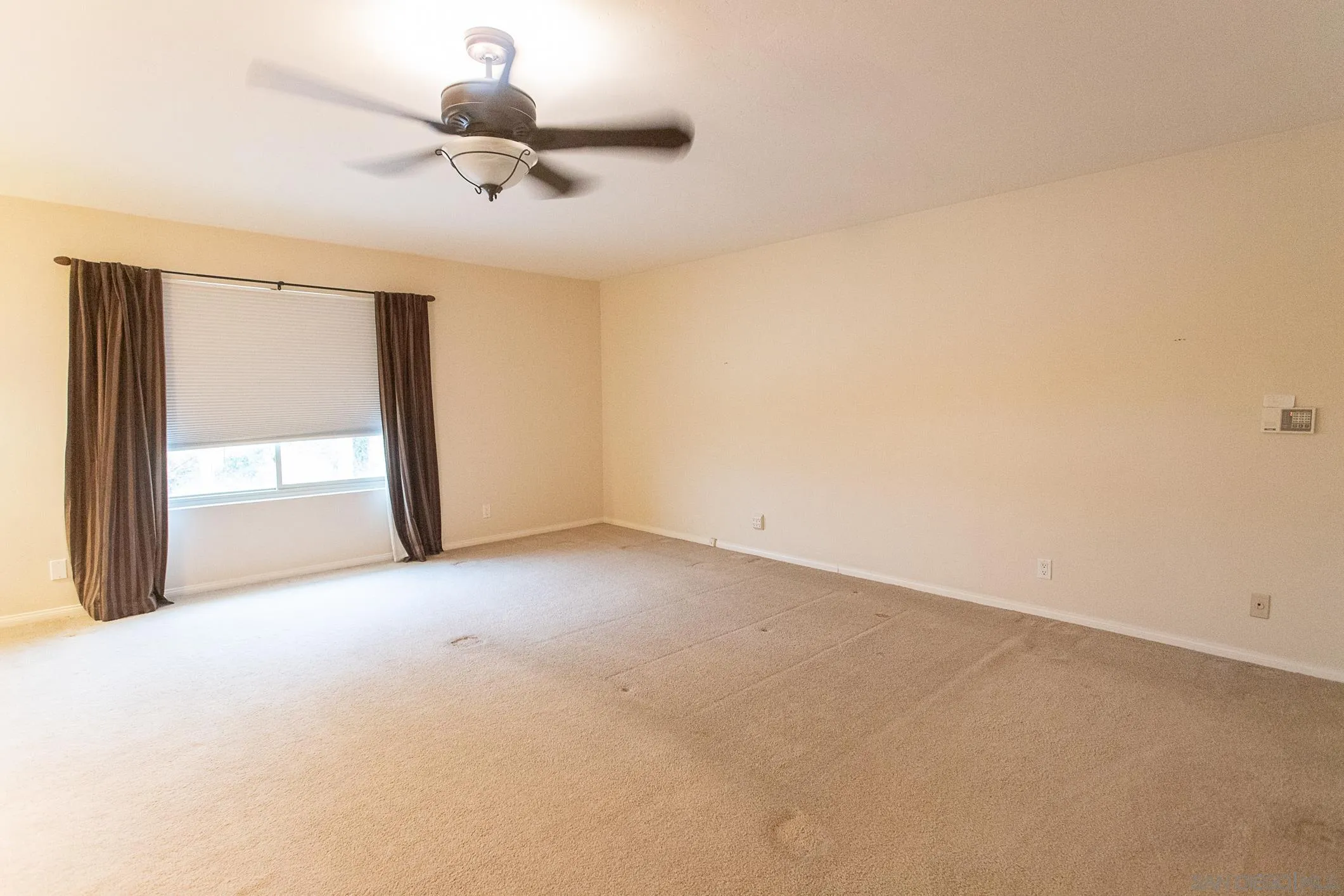 https://cdn.realtyfeed.com/cdn/127/260019749/c0943ef3dba83982c33aa515dd29526a.webp