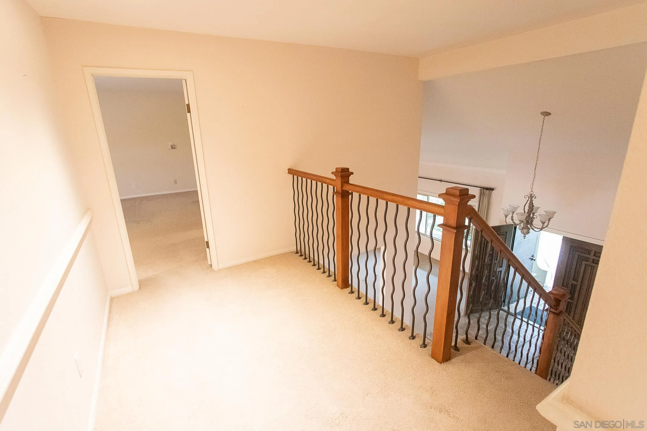 https://cdn.realtyfeed.com/cdn/127/260019749/f36d397834bed8b45ea63ec1f274e829.webp