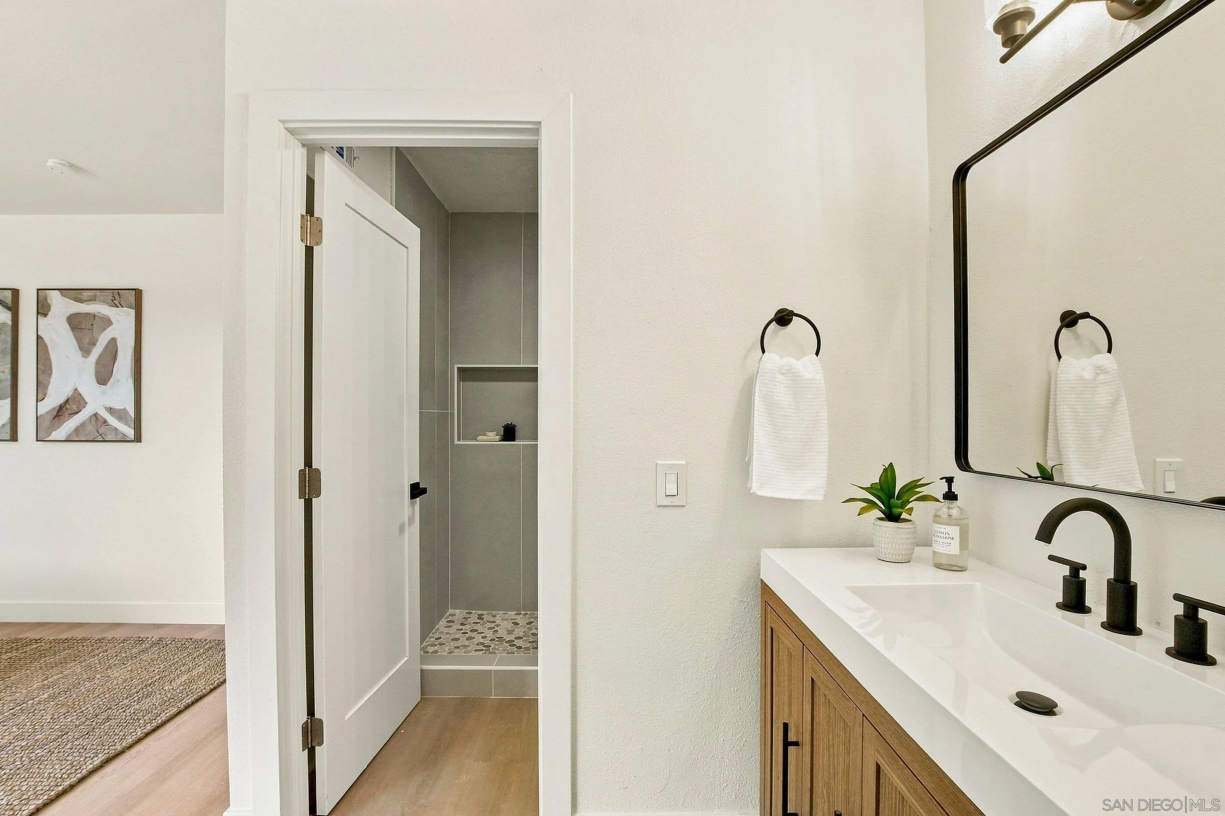 https://cdn.realtyfeed.com/cdn/127/260019751/0fd64001d44f10d6a9780ef7a84d63b1.webp