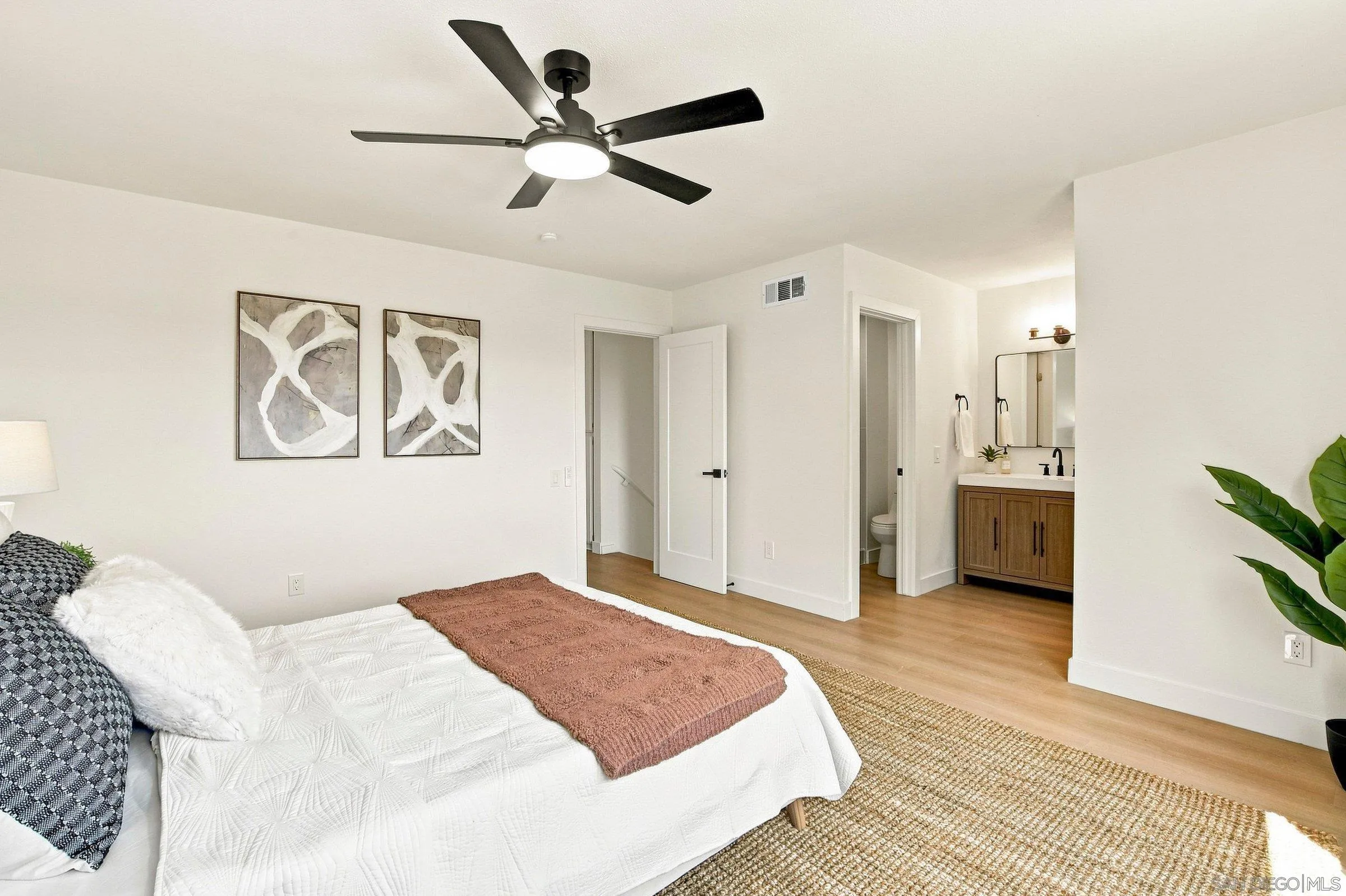https://cdn.realtyfeed.com/cdn/127/260019751/1604ed78ae638274b9447518de7f5c99.webp