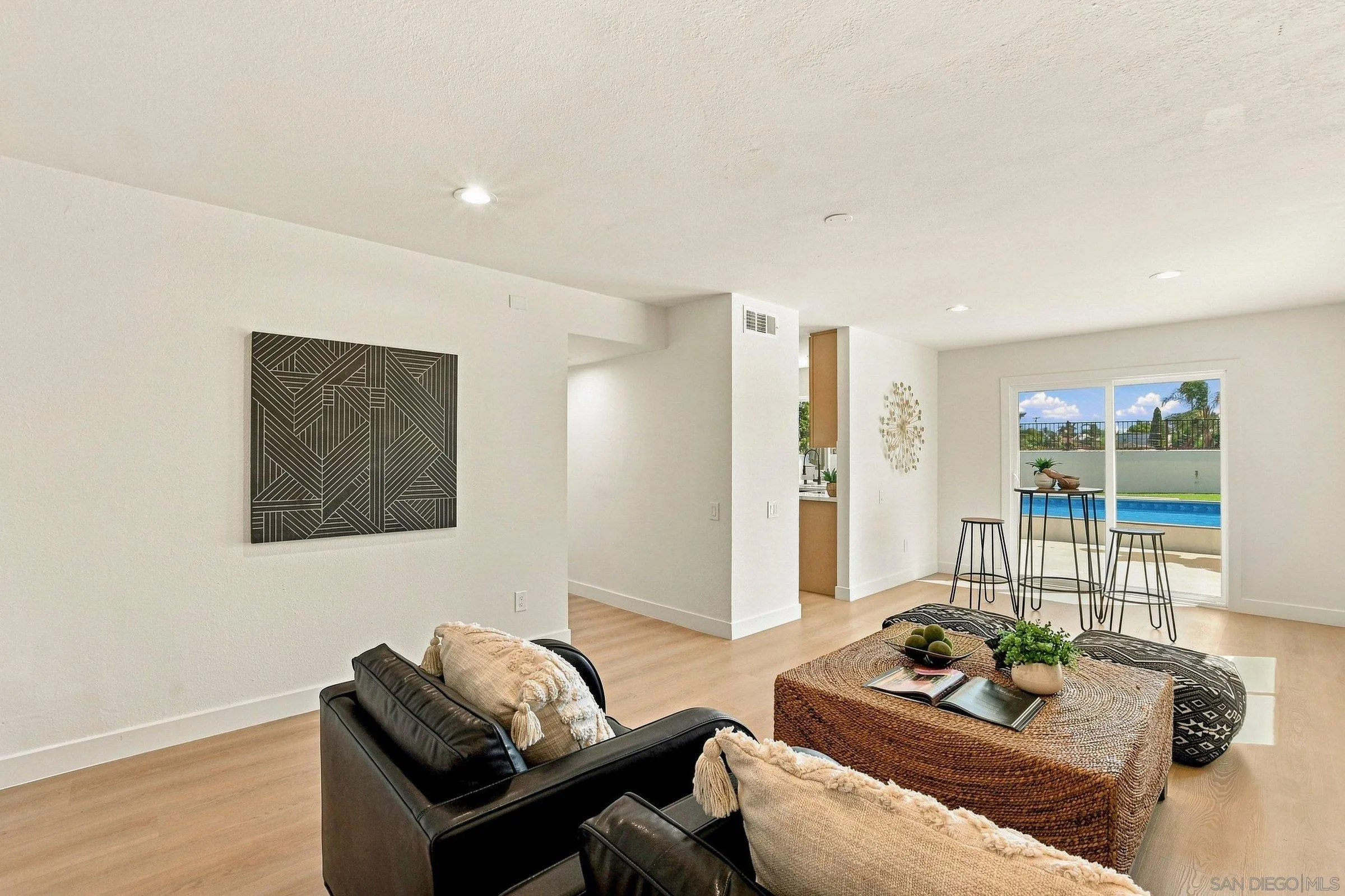https://cdn.realtyfeed.com/cdn/127/260019751/79ea5eceef986a5abaa3ba3a2d6fd045.webp