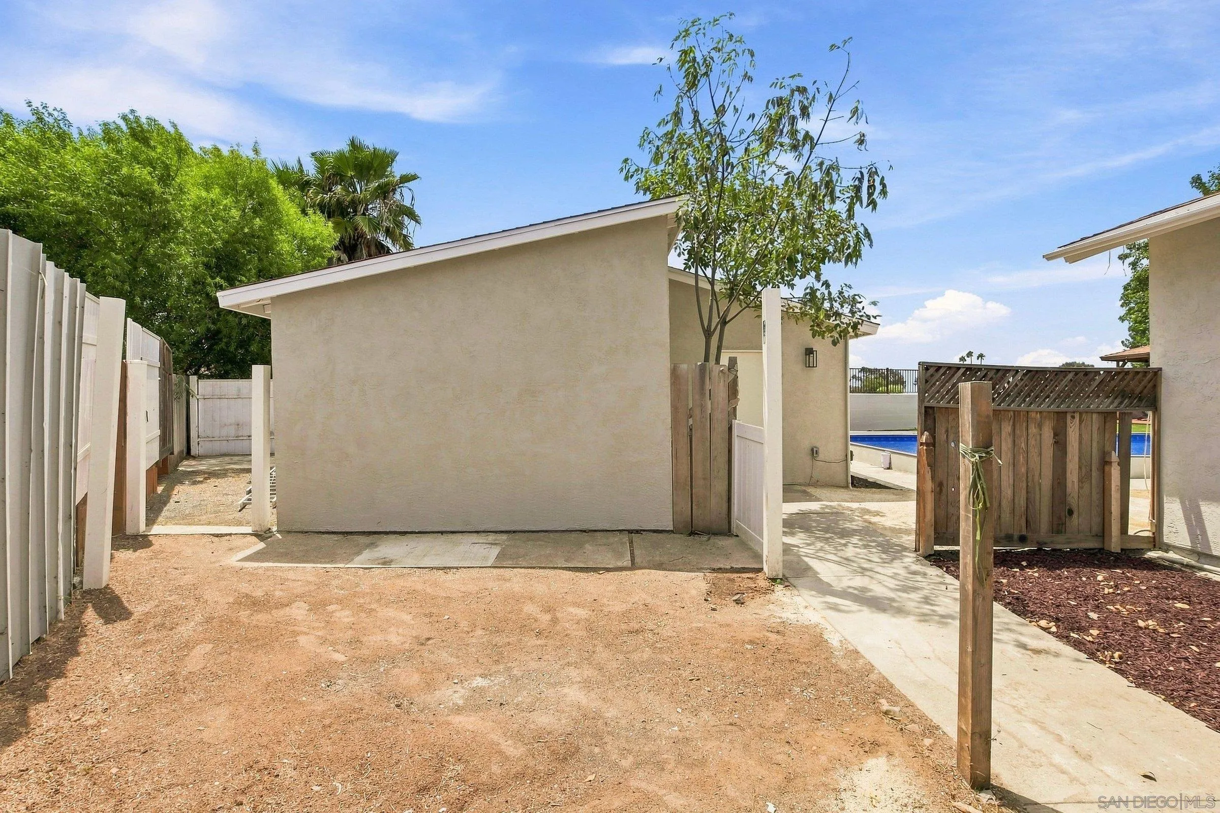 https://cdn.realtyfeed.com/cdn/127/260019751/935401732d004c0fcbb8ad1627c31942.webp