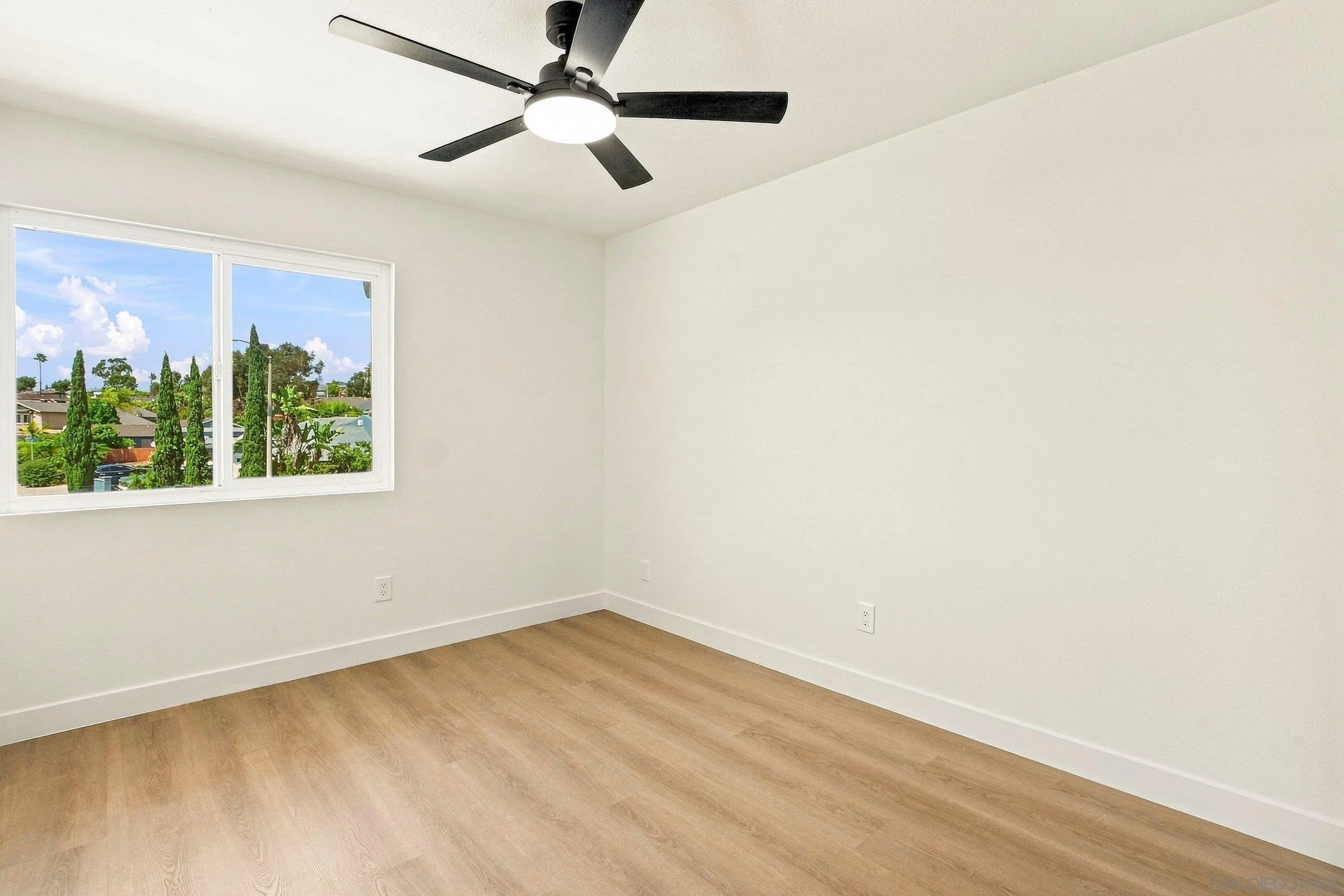 https://cdn.realtyfeed.com/cdn/127/260019751/e6fb22c9ac50a2f1f13b3a0badb7de10.webp