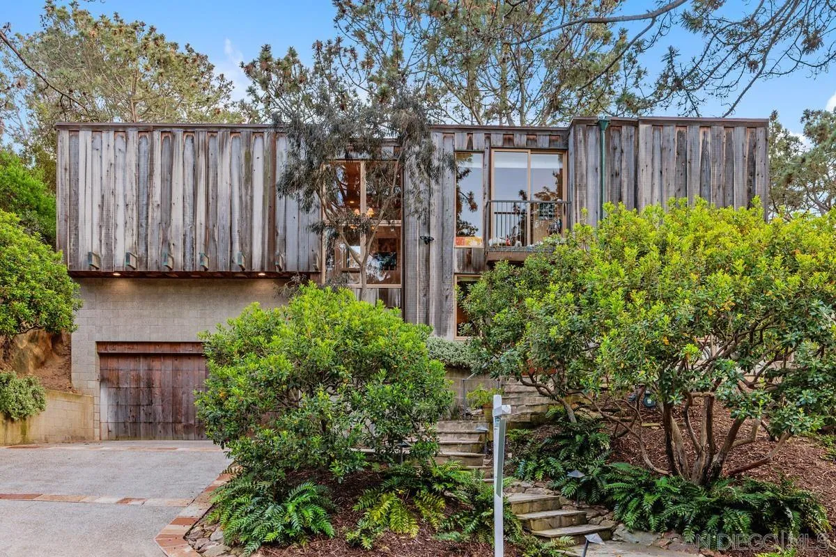 https://cdn.realtyfeed.com/cdn/127/260019752/3719b988177a866ad05d72308f7f1102.webp