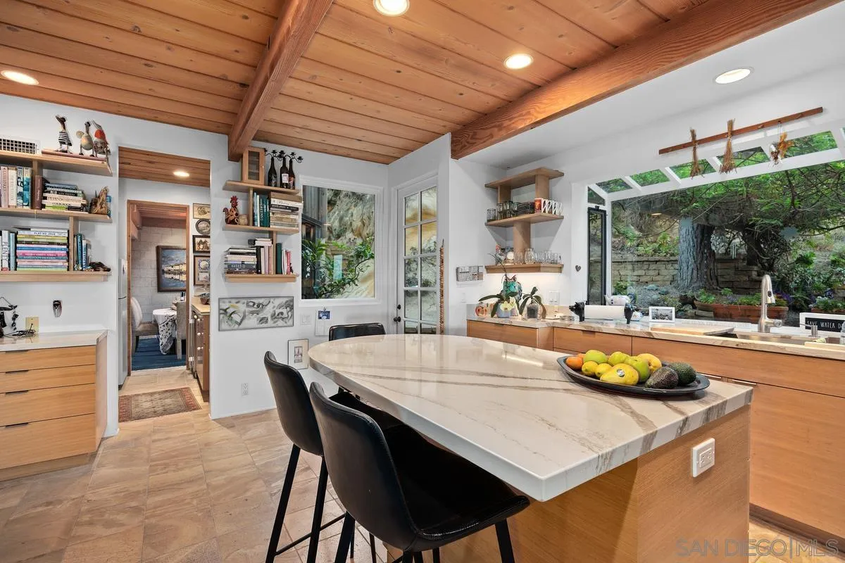https://cdn.realtyfeed.com/cdn/127/260019752/9439e43991676e8088041106d554b4bf.webp