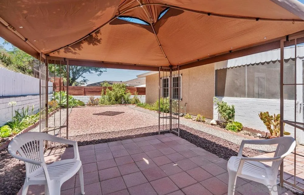 https://cdn.realtyfeed.com/cdn/127/260019756/238483fc148a24dad81407efd7427c40.webp