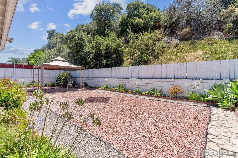 https://cdn.realtyfeed.com/cdn/127/260019756/23c435ba8f87e15470b7610e56ecc271.webp