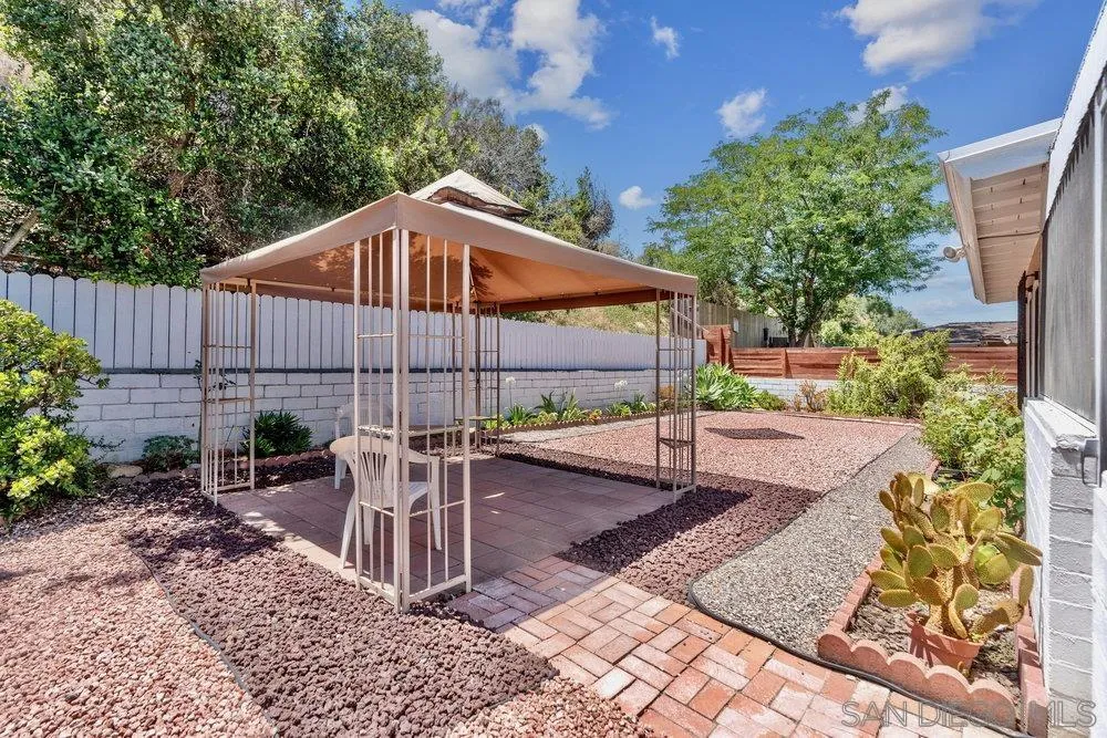 https://cdn.realtyfeed.com/cdn/127/260019756/9b42b600c48ceab6e8433088759c5a0b.webp