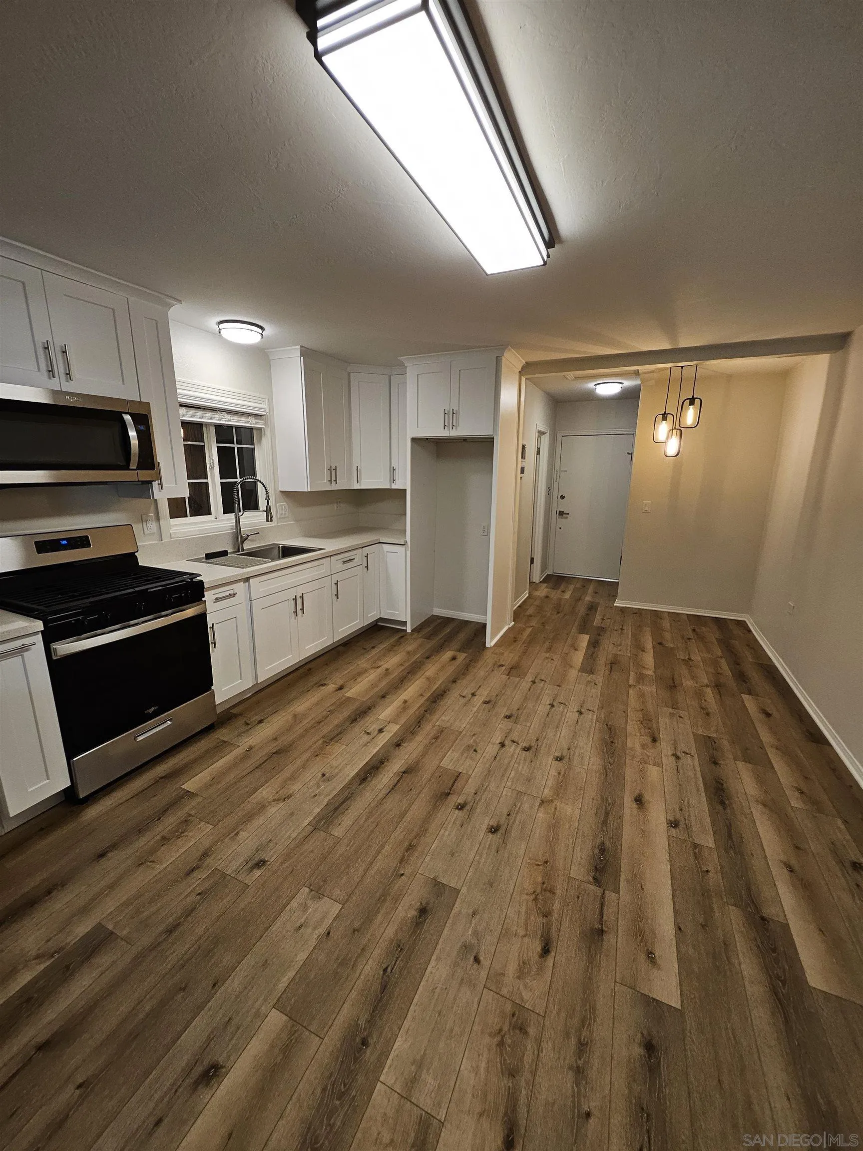 520 Glover Ave Unit B, Chula Vista, CA 91910 - Main photo, Chula Vista, CA