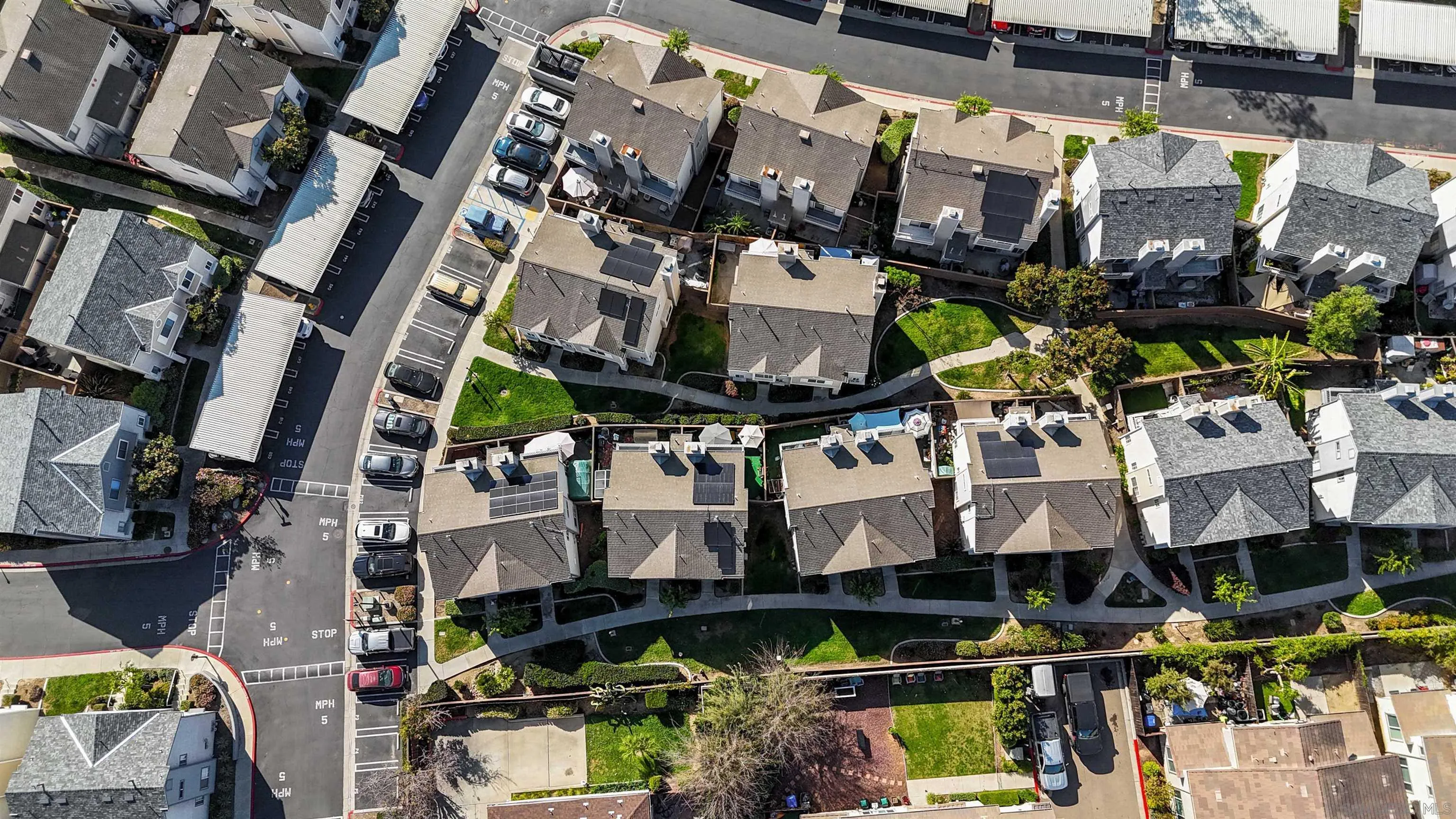 https://cdn.realtyfeed.com/cdn/127/260019762/3335b20ce33fc8e419d9e2f655b9eae0.webp