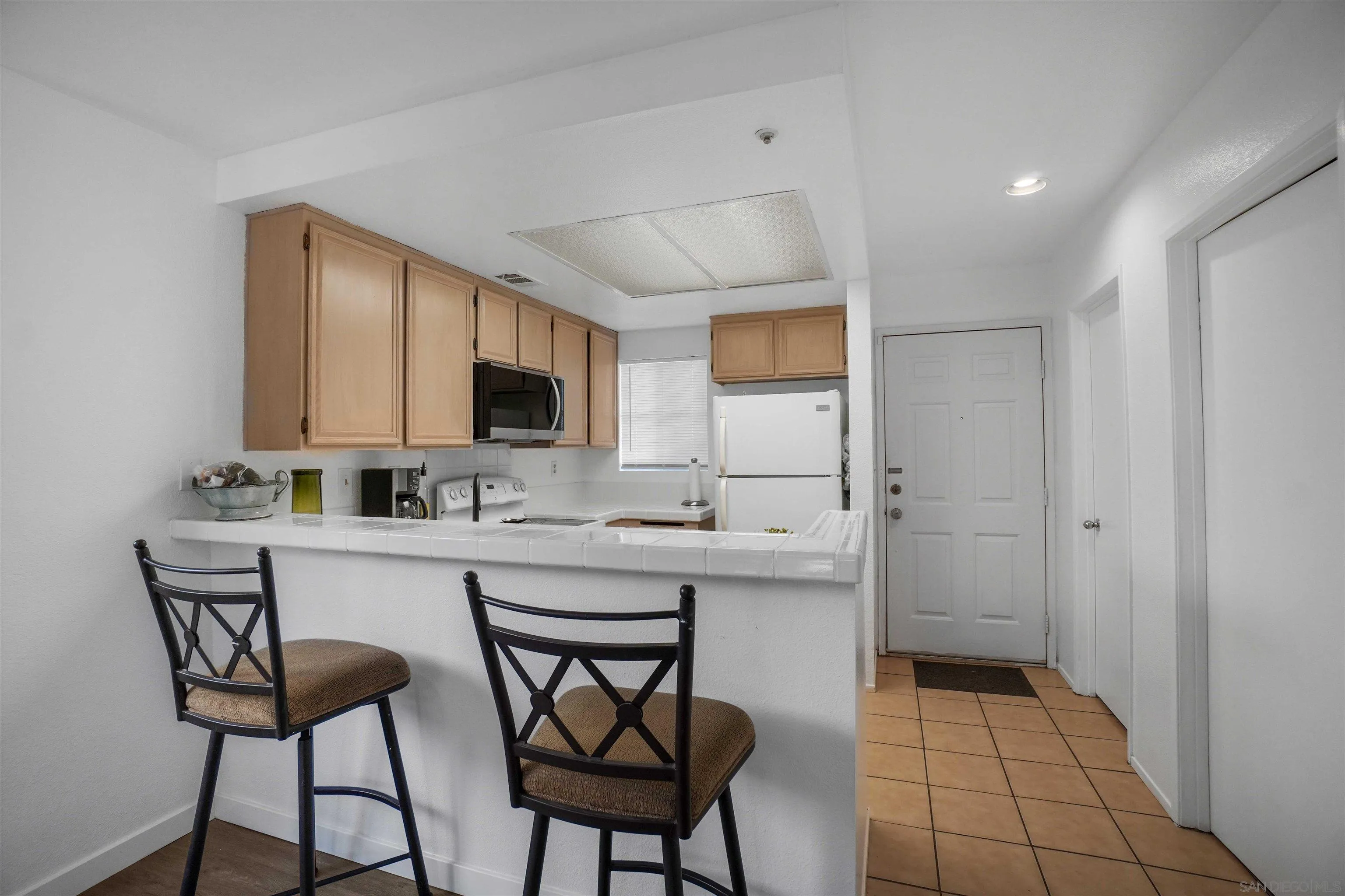 https://cdn.realtyfeed.com/cdn/127/260019762/ba5a8eb581ab31b9dde7414c467d9530.webp