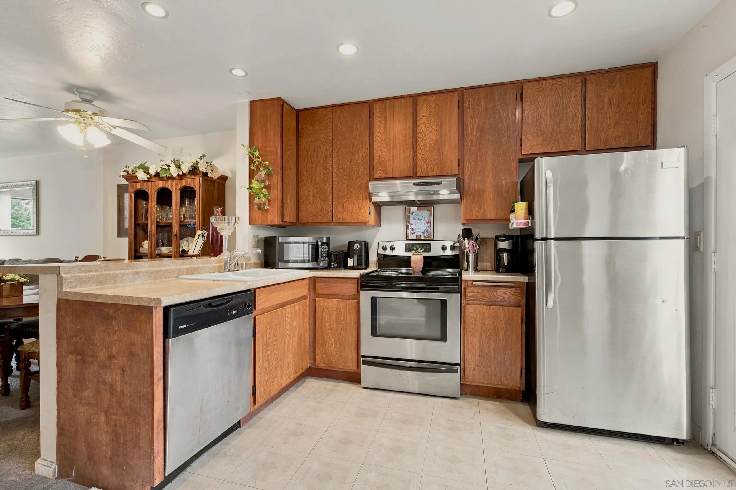10345 Carefree Dr., Santee, CA 92071 - Main photo, Santee, CA