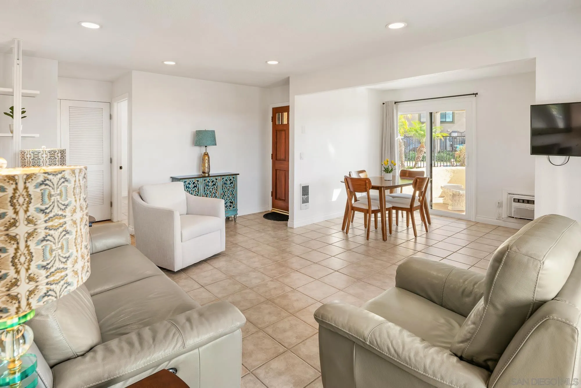 Photo #10: 260019788 Listing: Photo #10