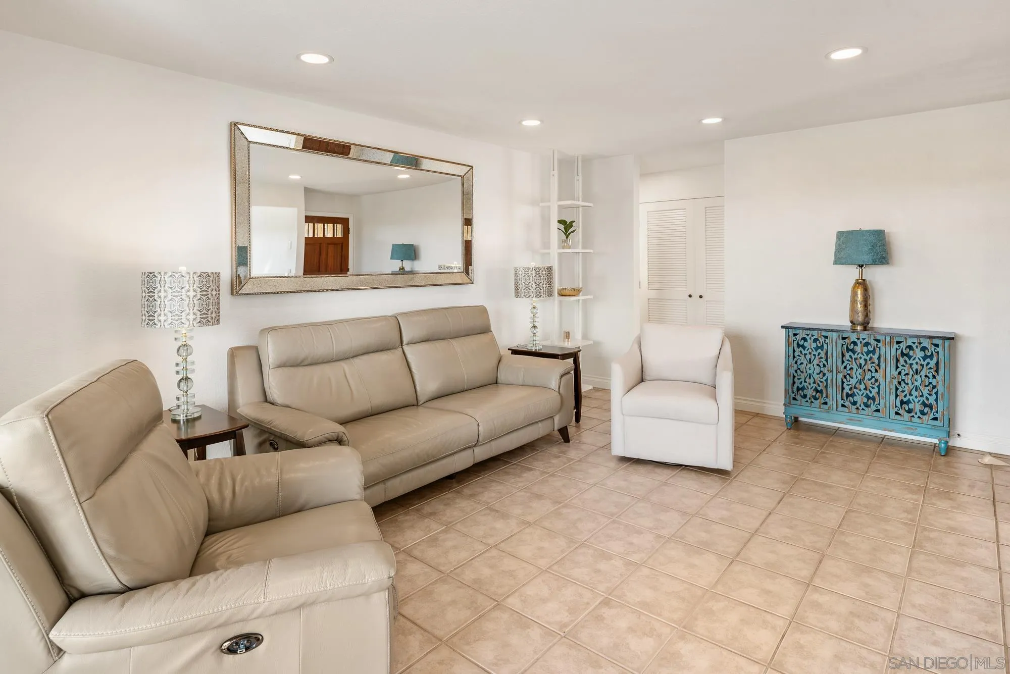 Photo #9: 260019788 Listing: Photo #9