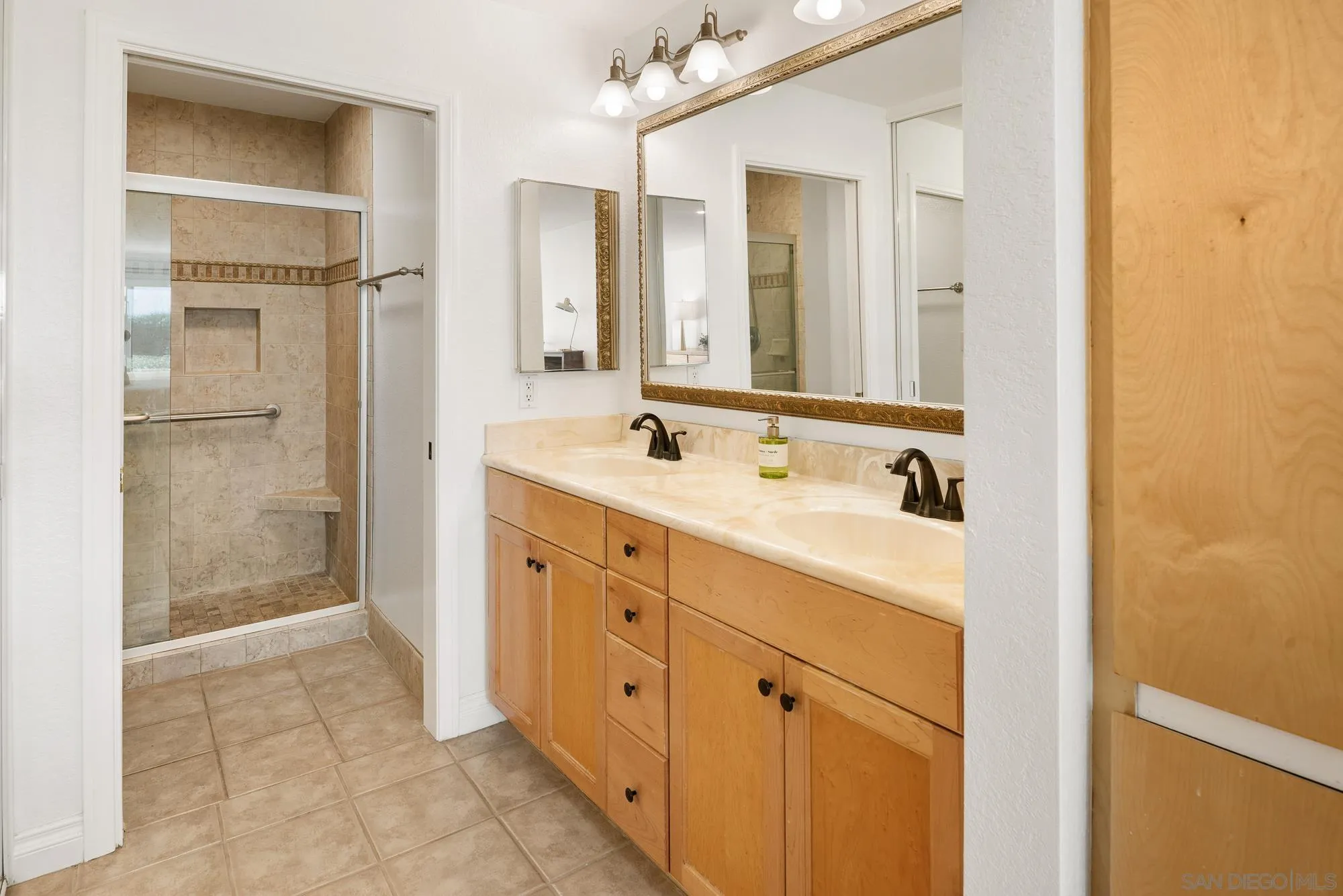 Photo #22: 260019788 Listing: Photo #22
