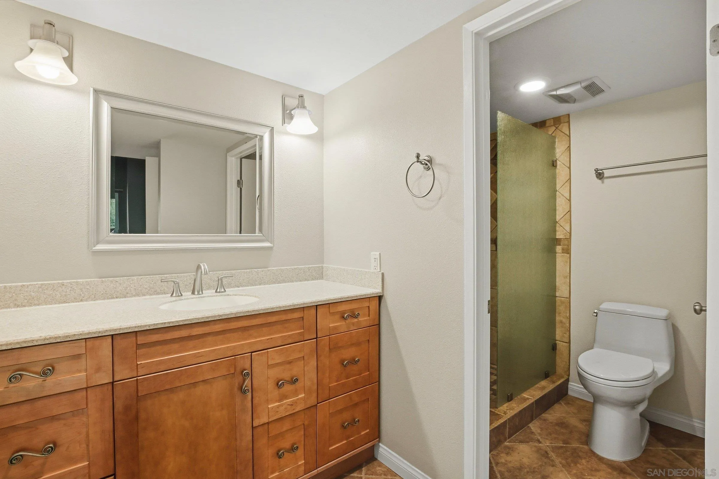 Photo #19: 260019789 Listing: Photo #19